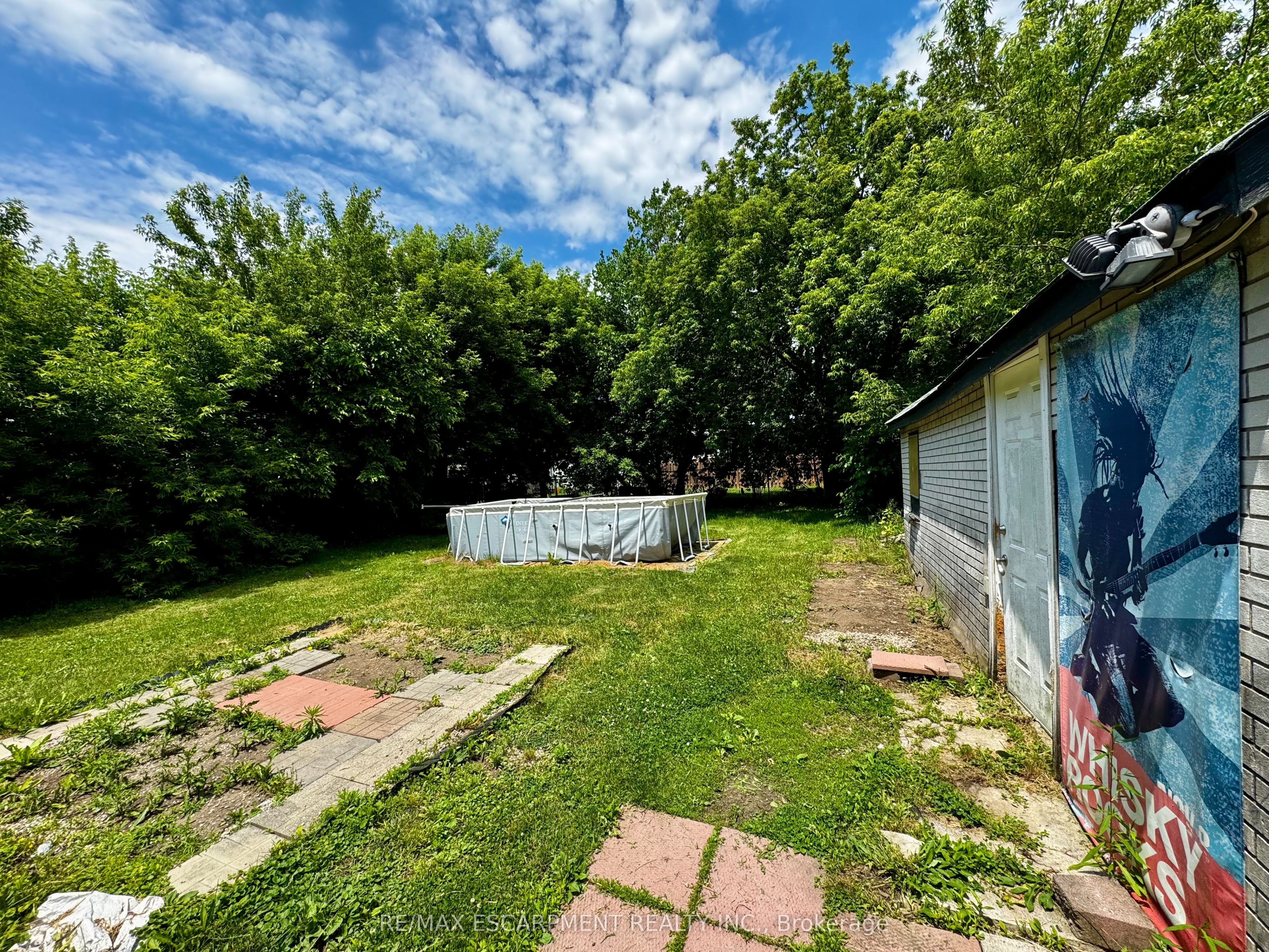 89 Lincoln Avenue Property Photo 13