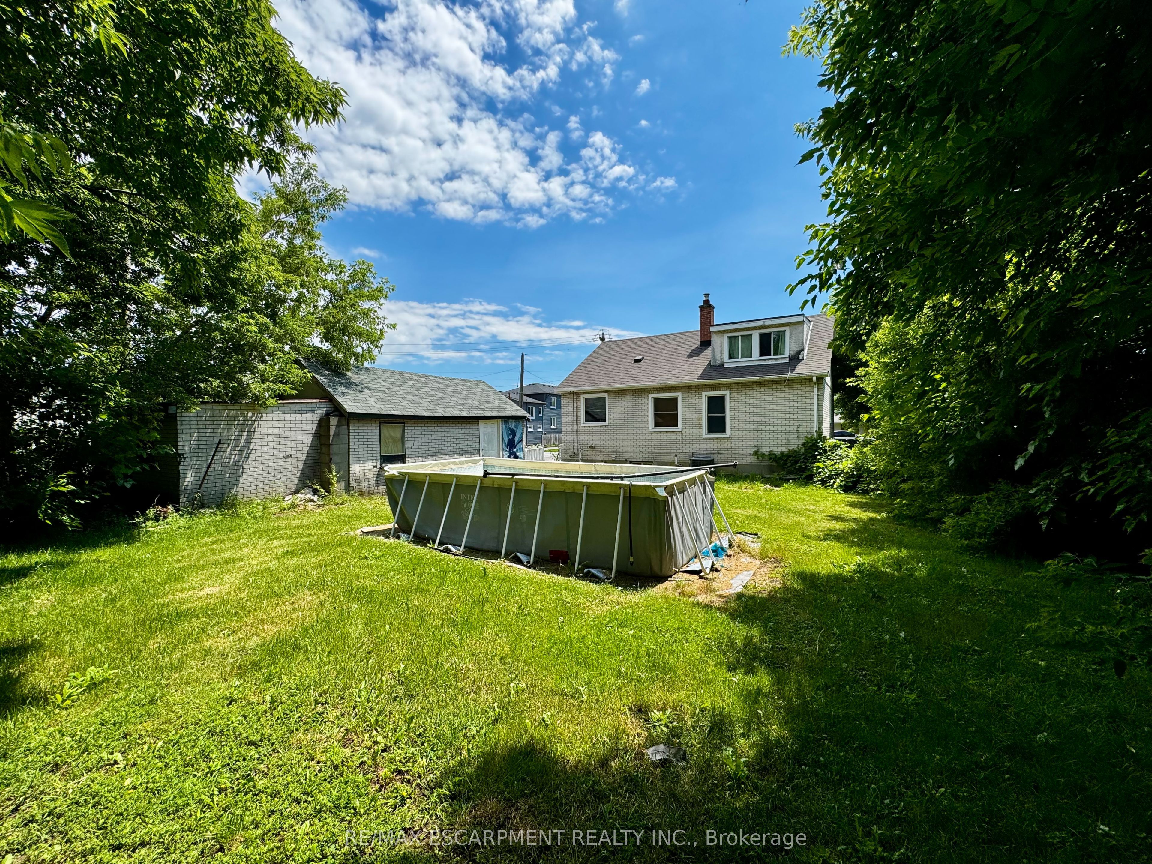 89 Lincoln Avenue Property Photo 14