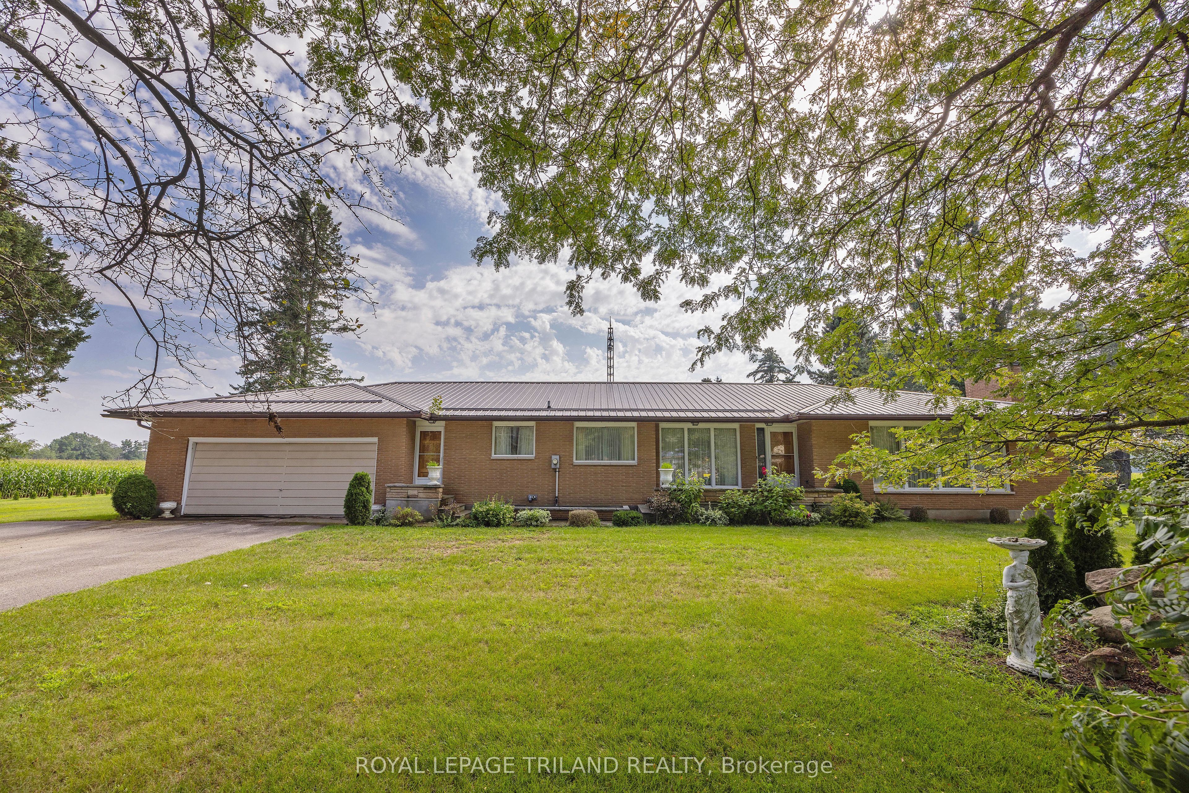55267 Light Line Property Photo 1