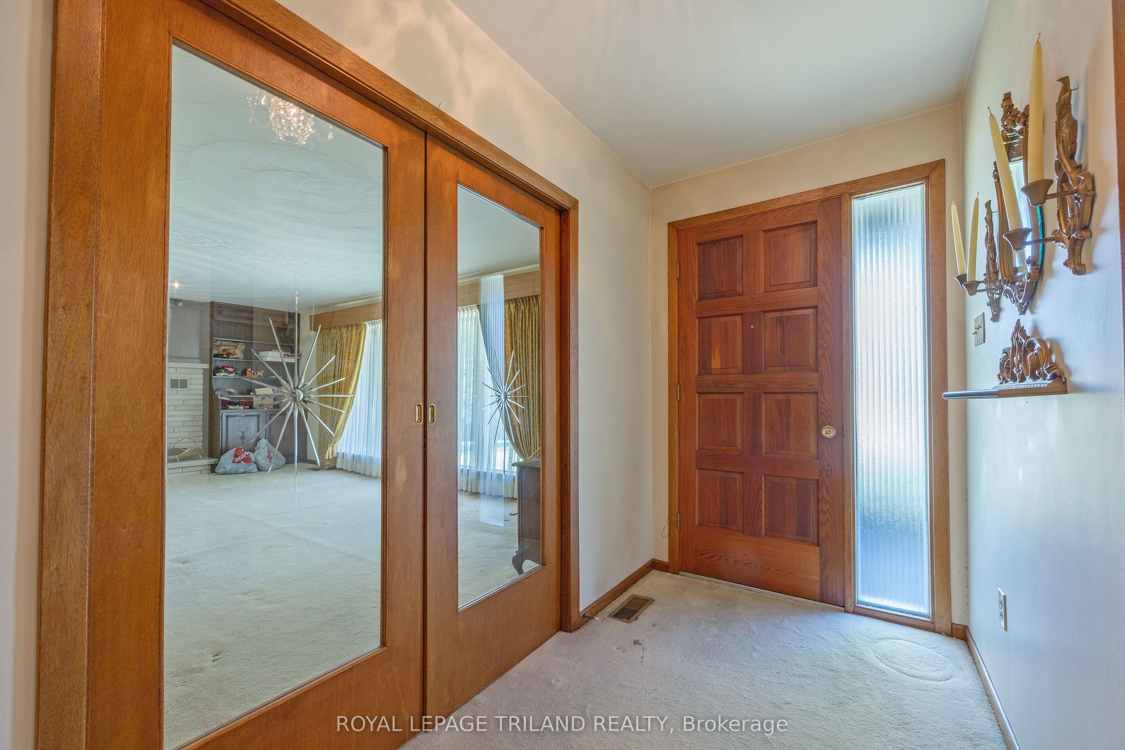 55267 Light Line Property Photo 6