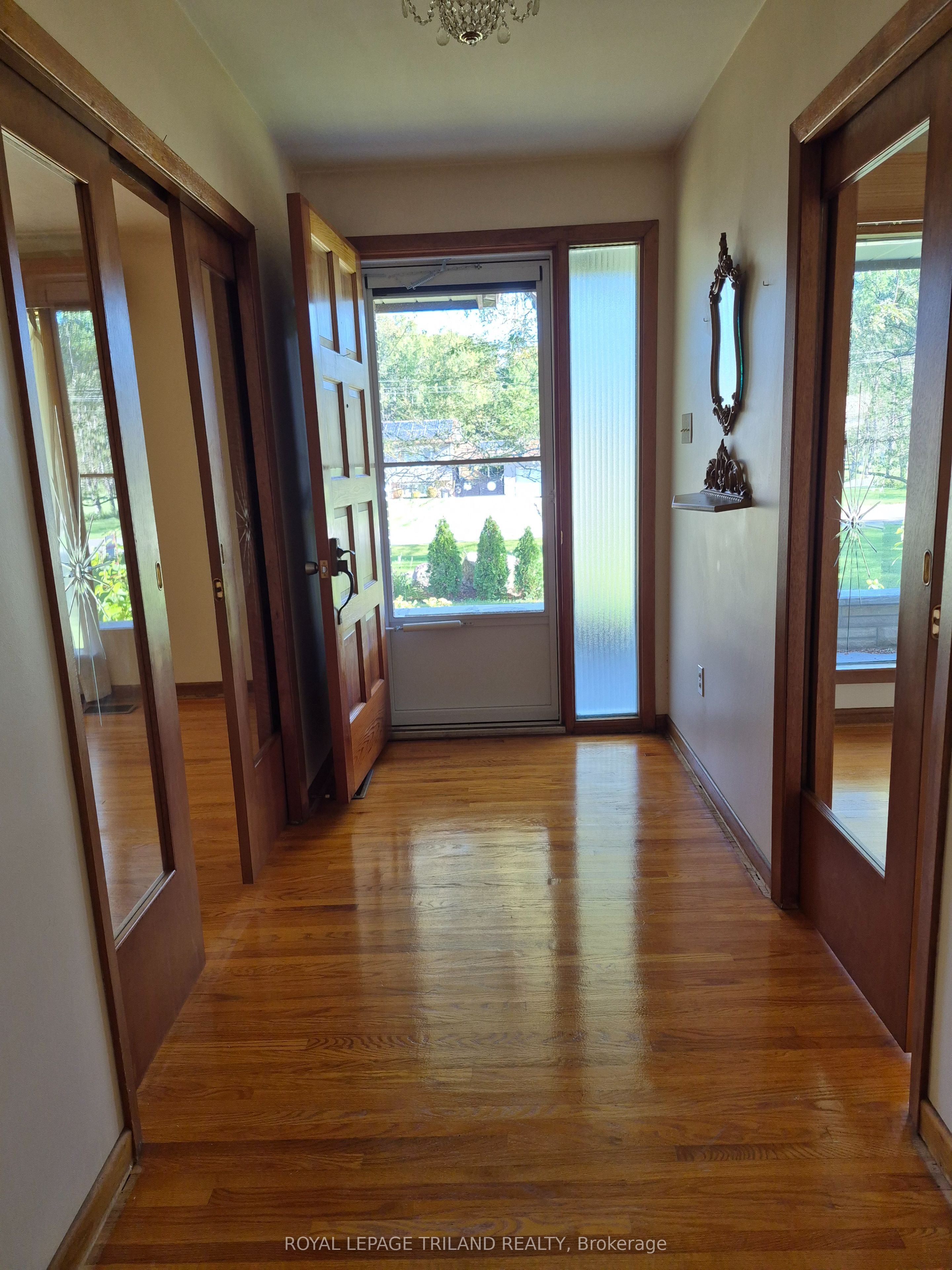 55267 Light Line Property Photo 6
