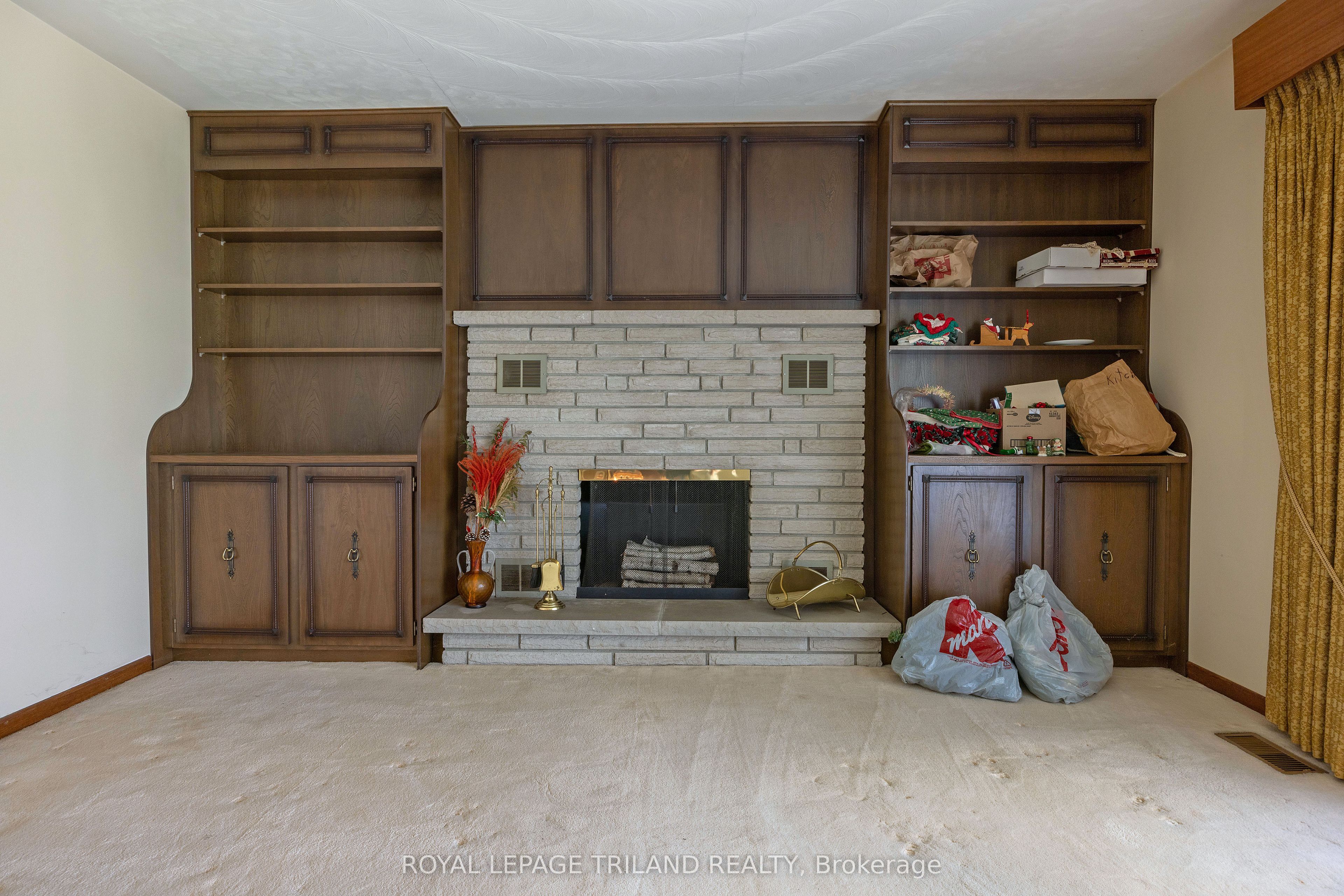 55267 Light Line Property Photo 8