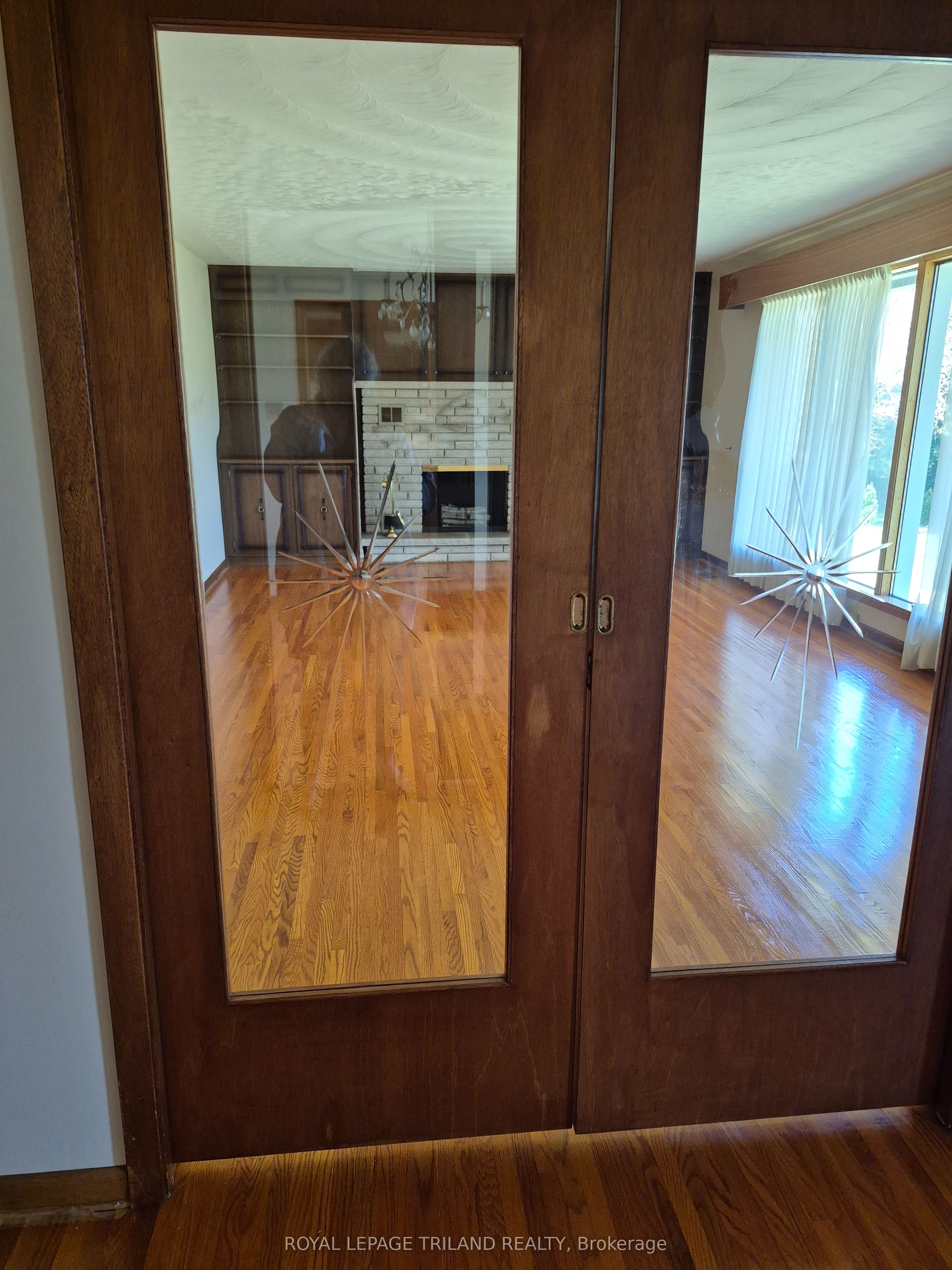 55267 Light Line Property Photo 8
