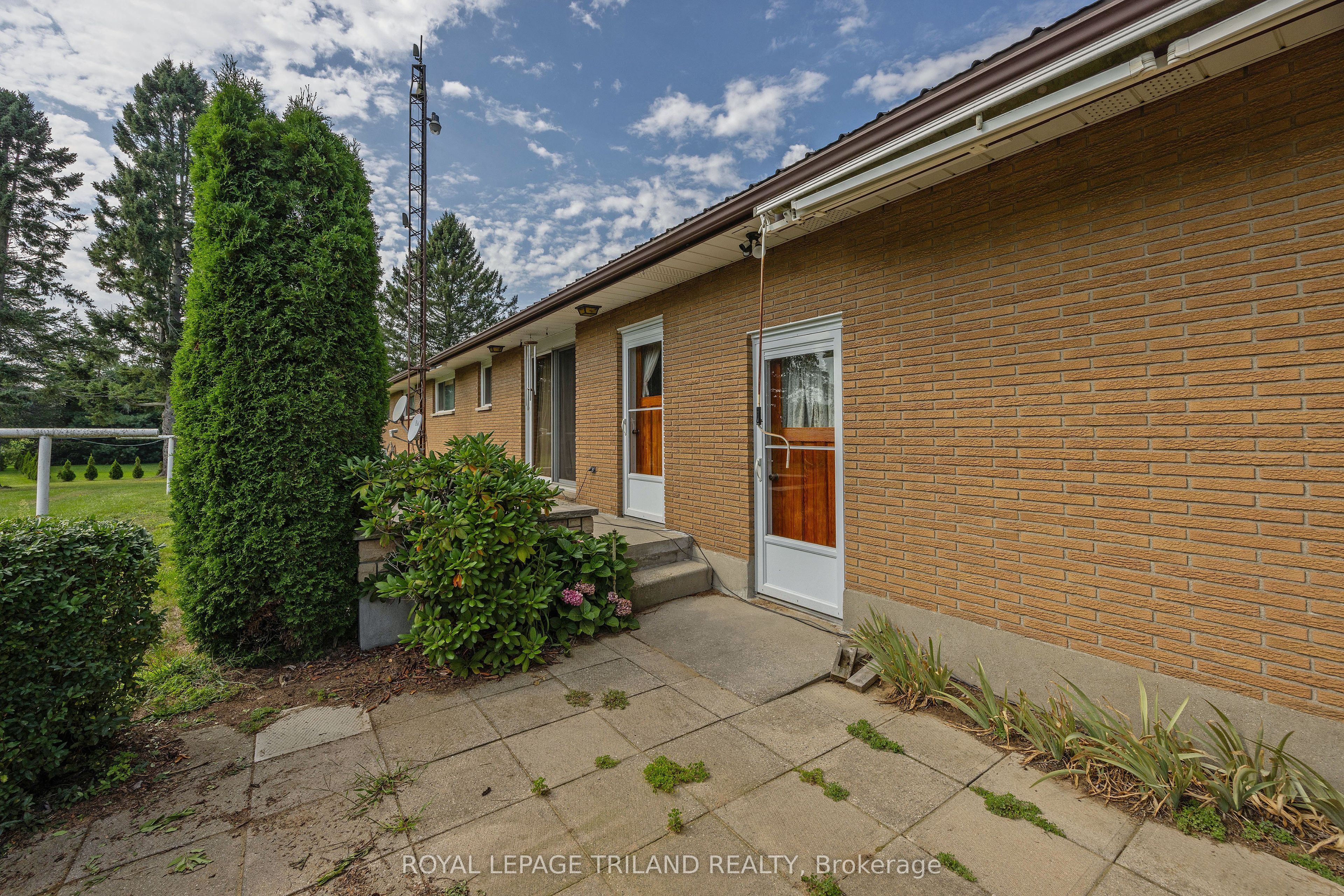 55267 Light Line Property Photo 30