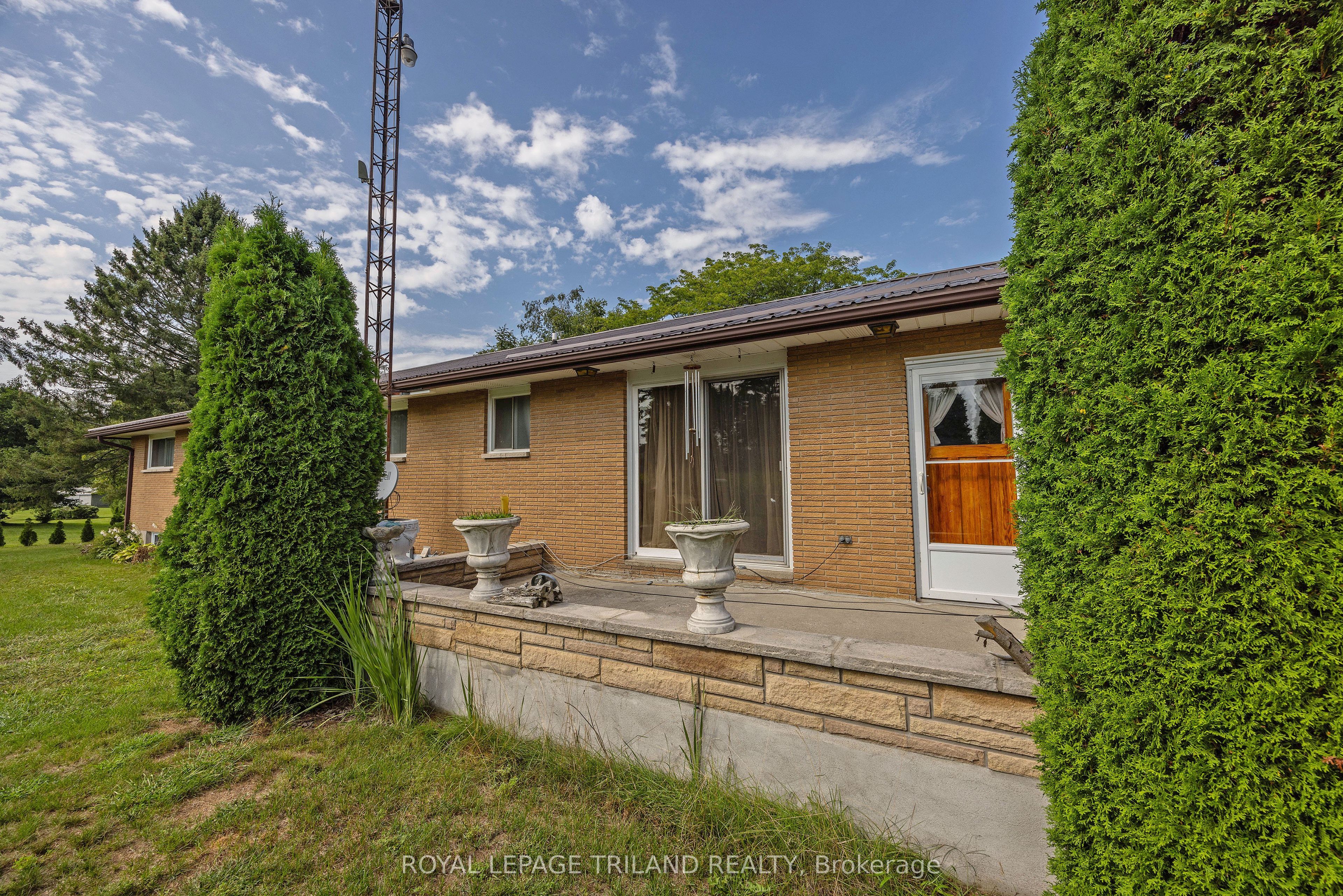 55267 Light Line Property Photo 32