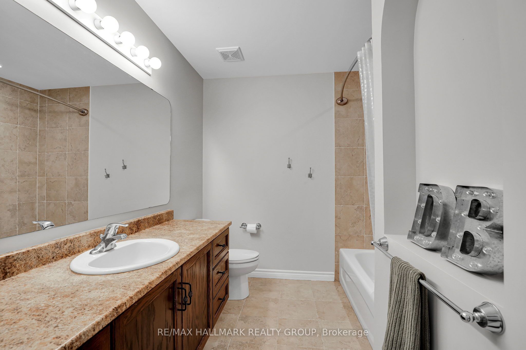 56 Golflinks Drive Property Photo 21