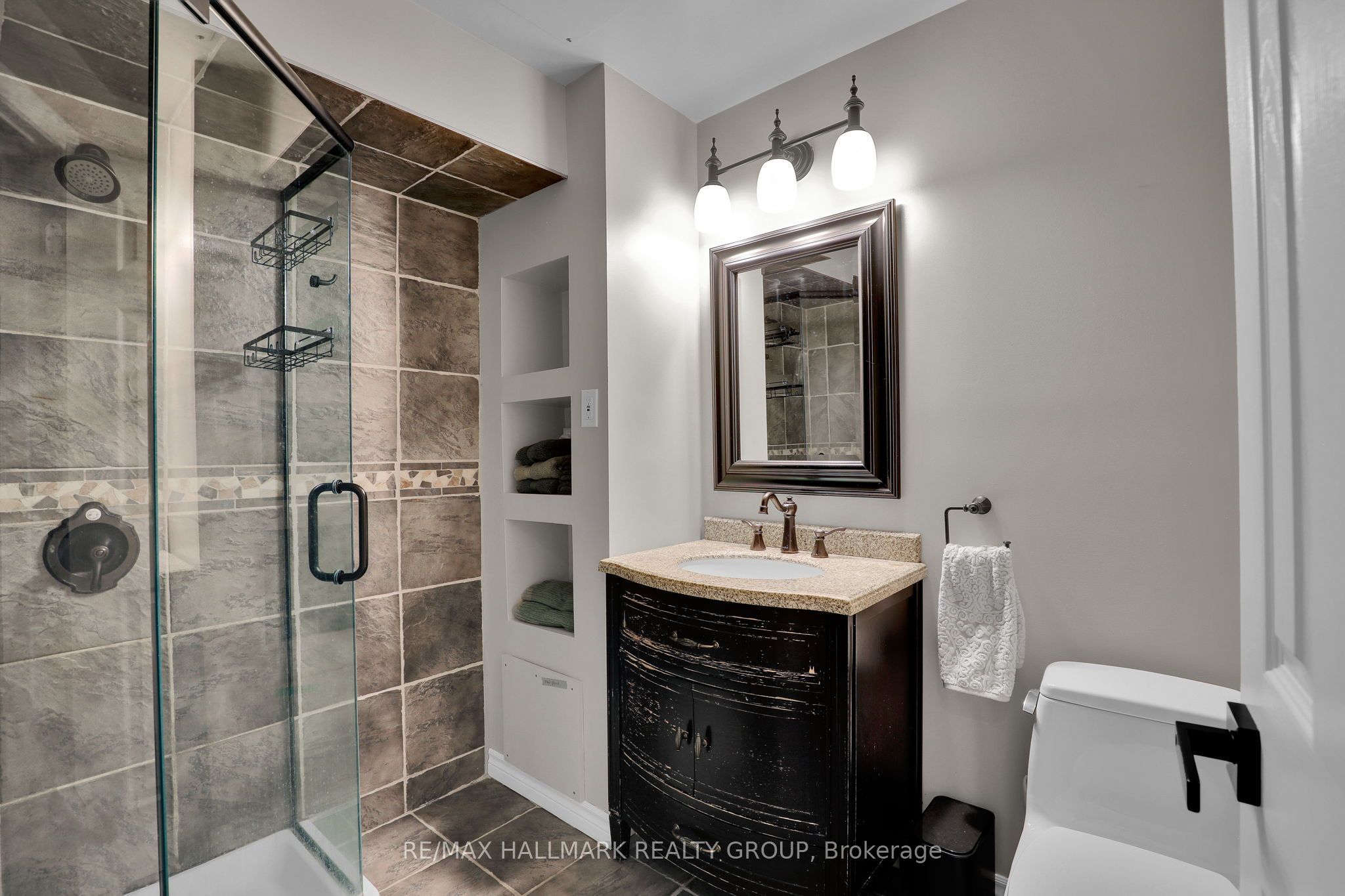 56 Golflinks Drive Property Photo 29
