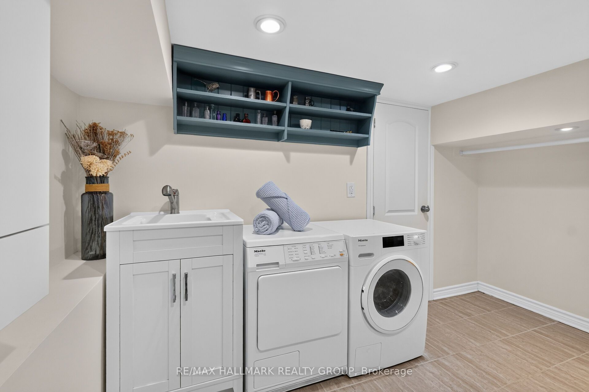 151 Crichton Street Property Photo 33