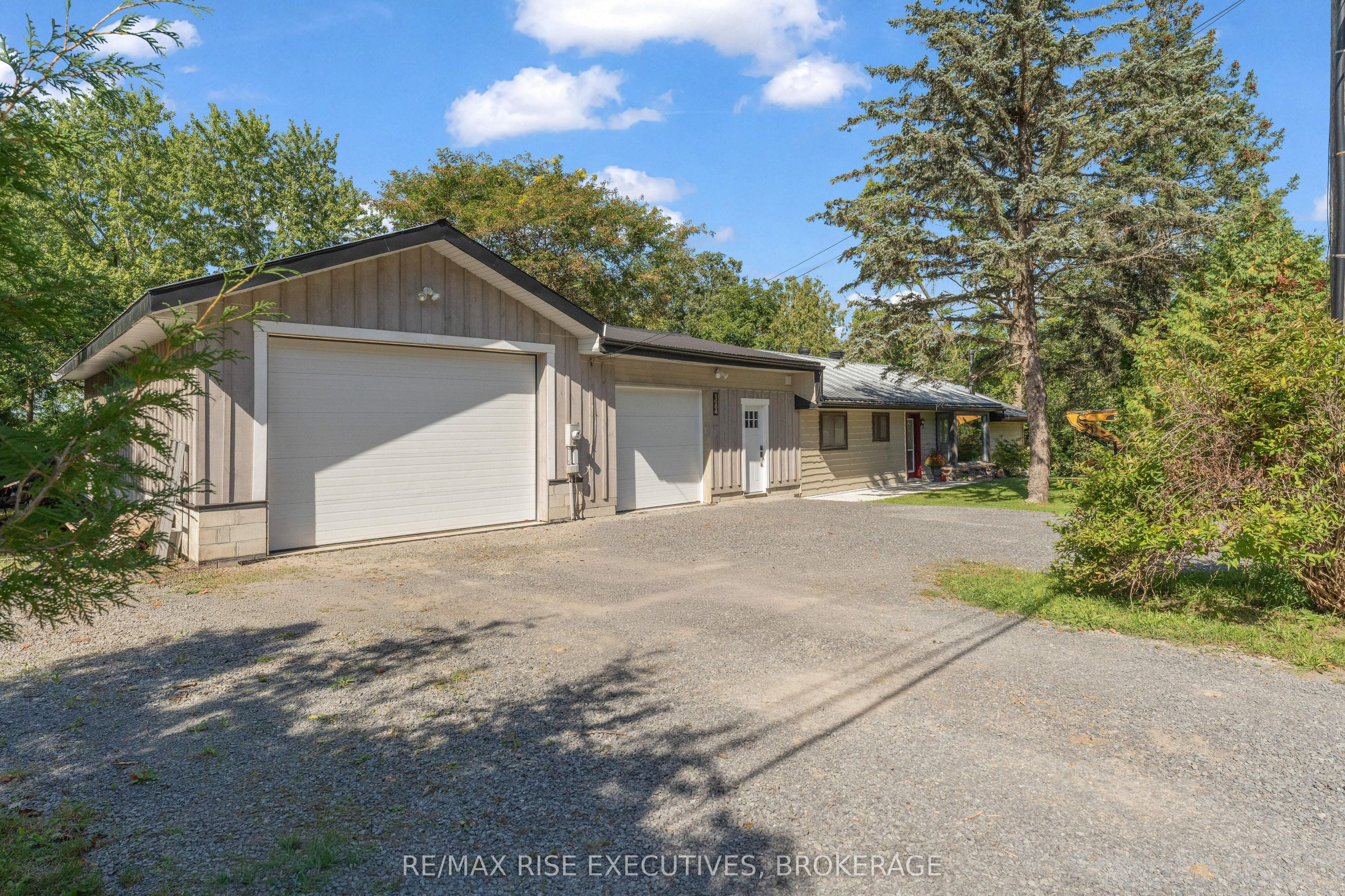 1664 Shore Road Property Photo 4