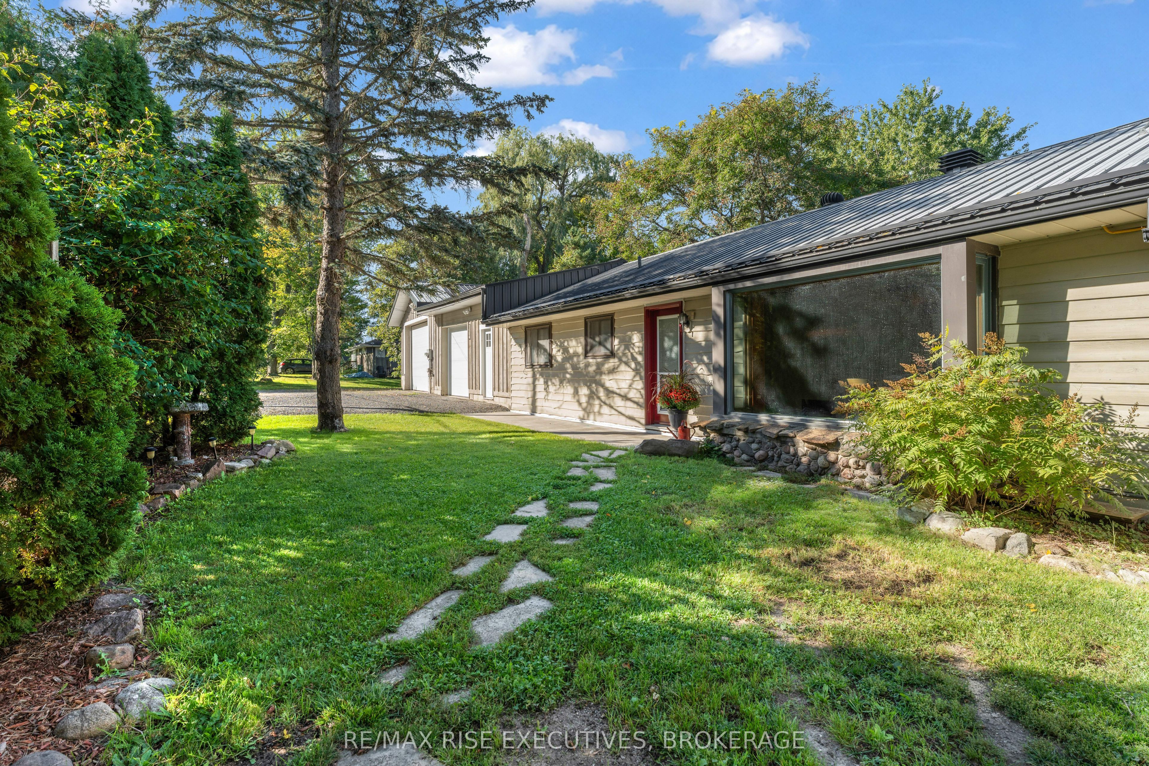 1664 Shore Road Property Photo 7