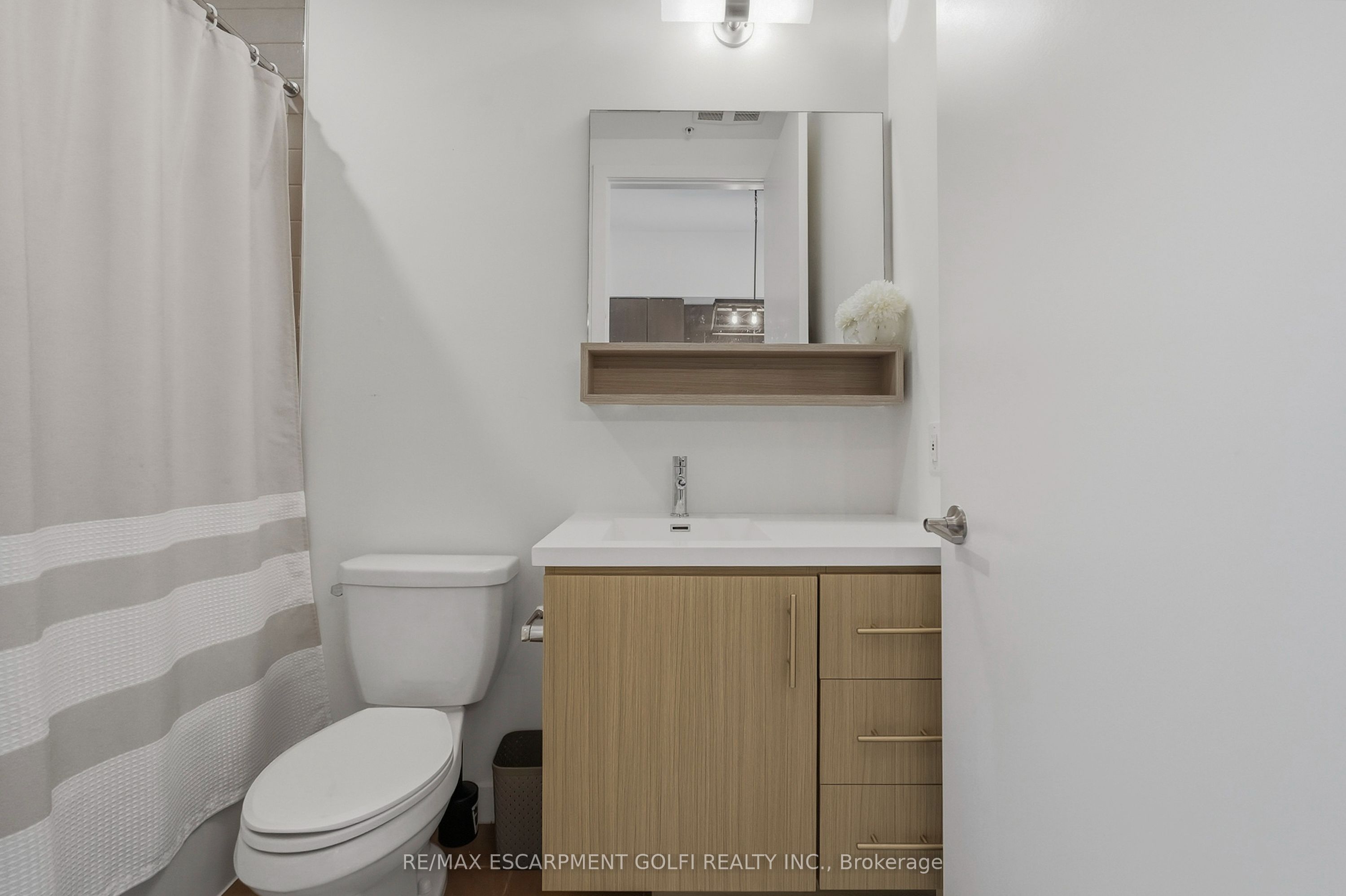 10 Esplanade Lane 616 Property Photo 17