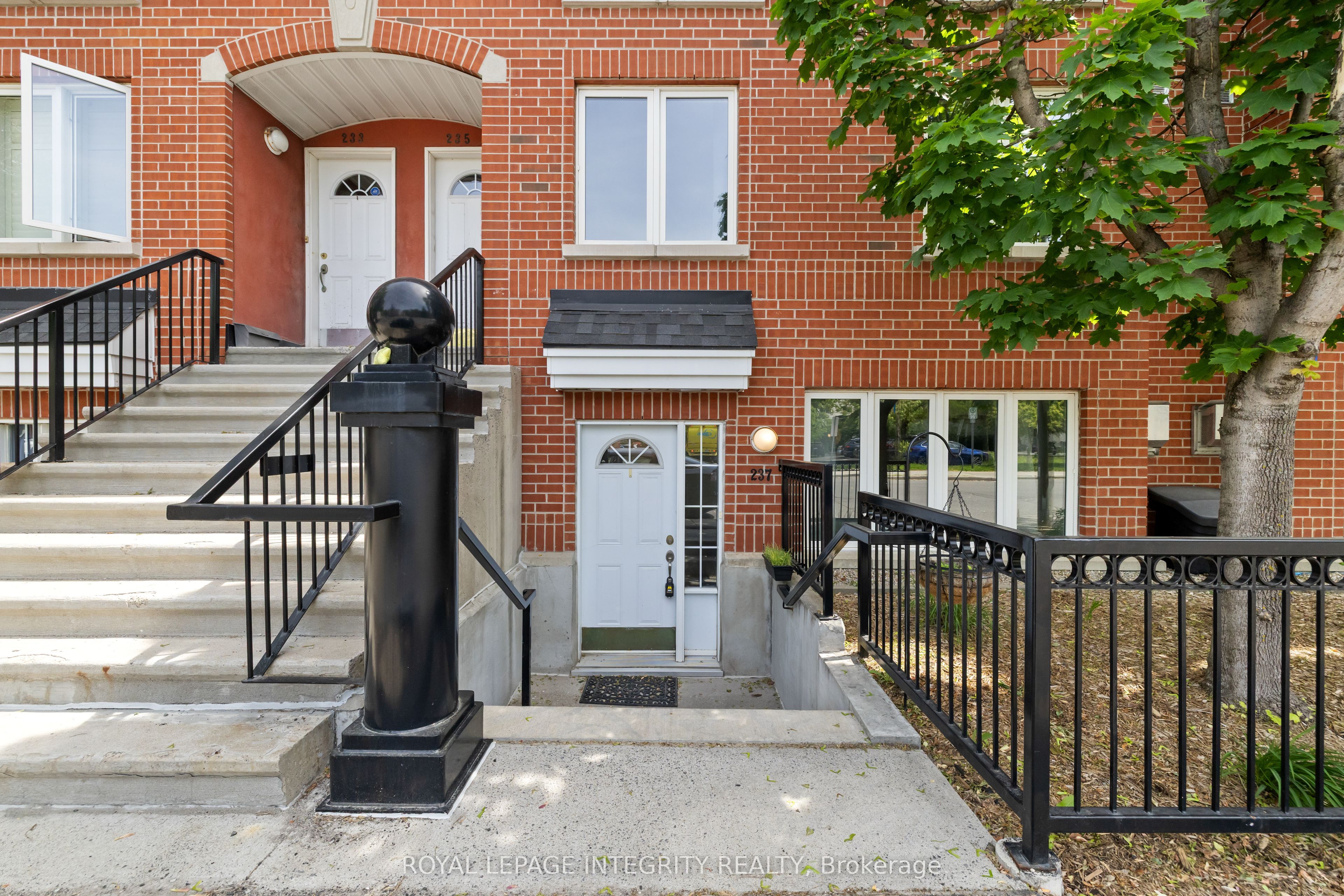 237 Cumberland Street Property Photo 1