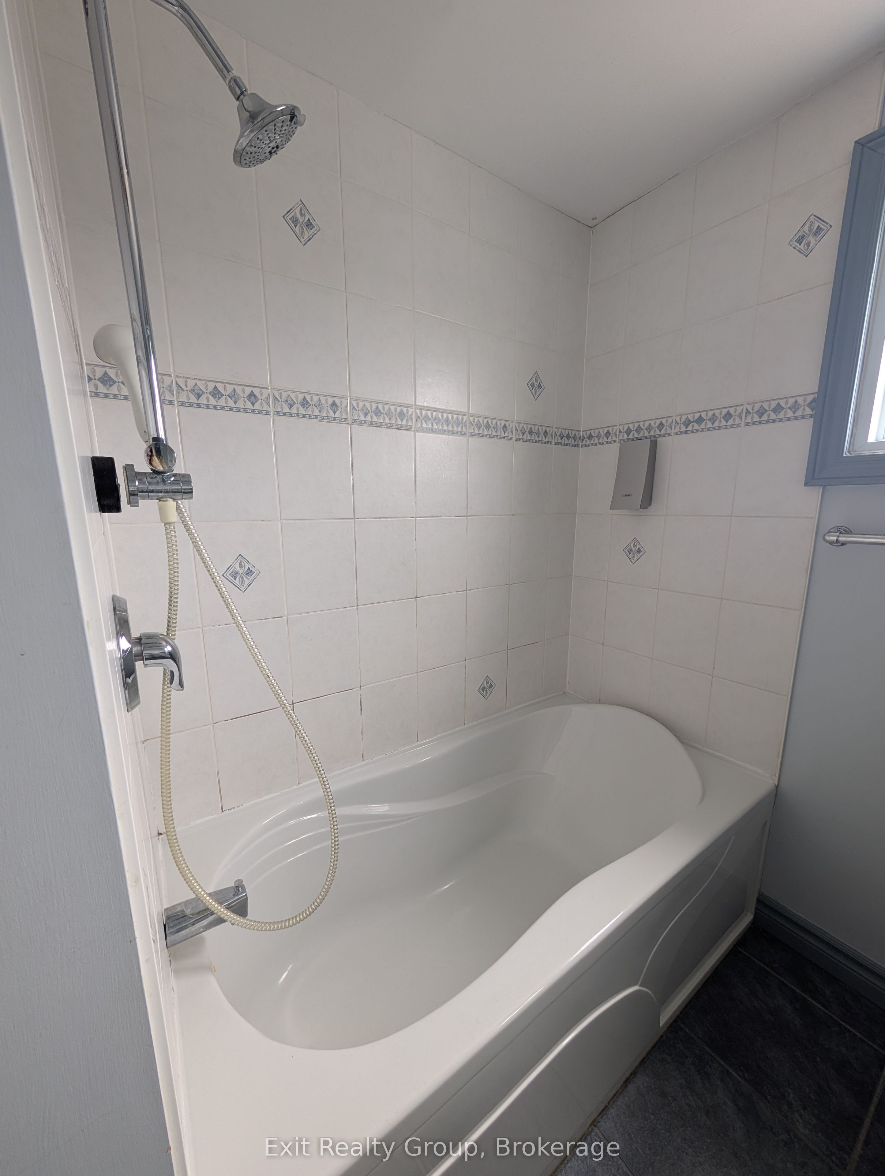 16 Mercia Street Property Photo 16