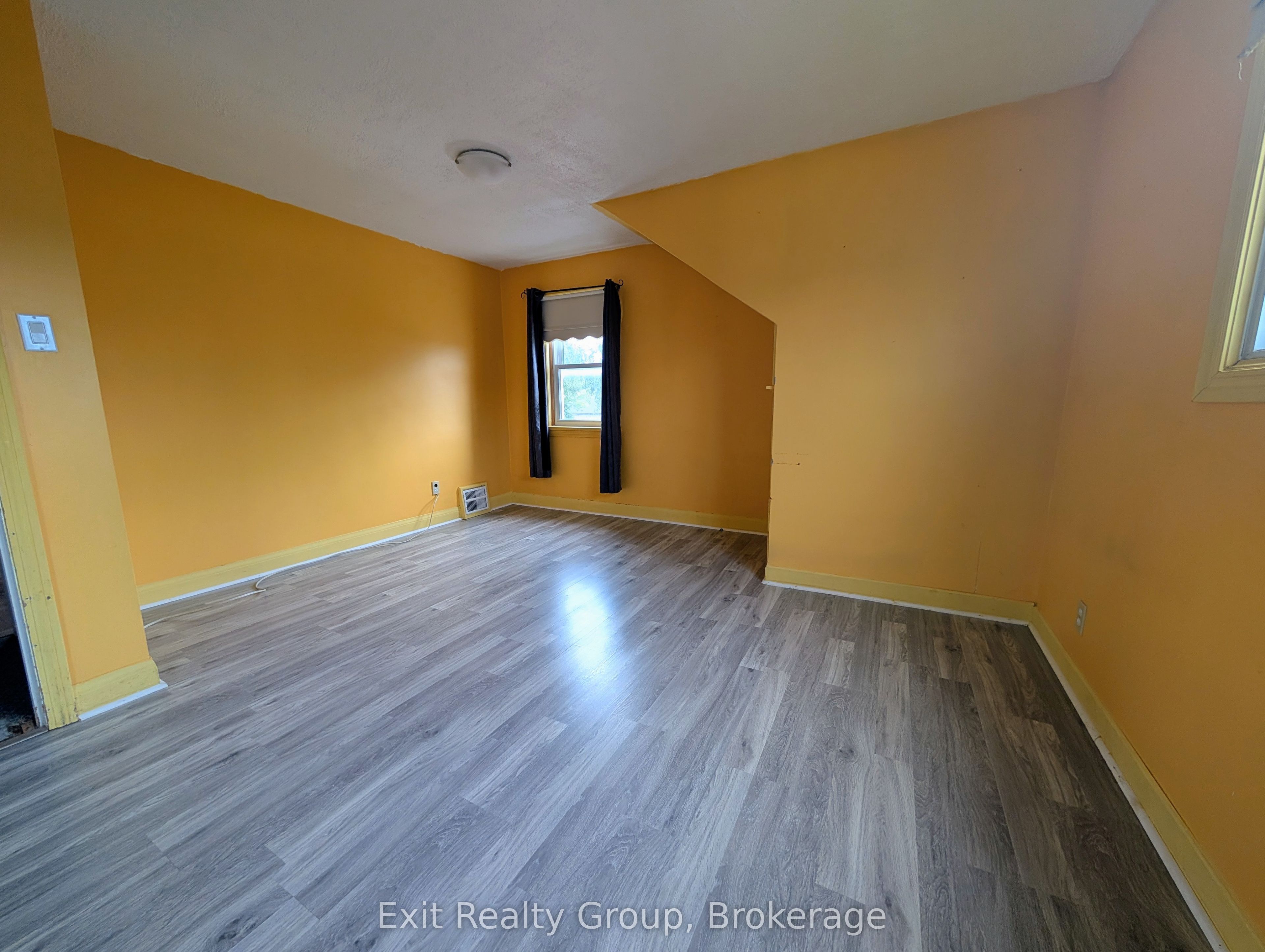 16 Mercia Street Property Photo 17