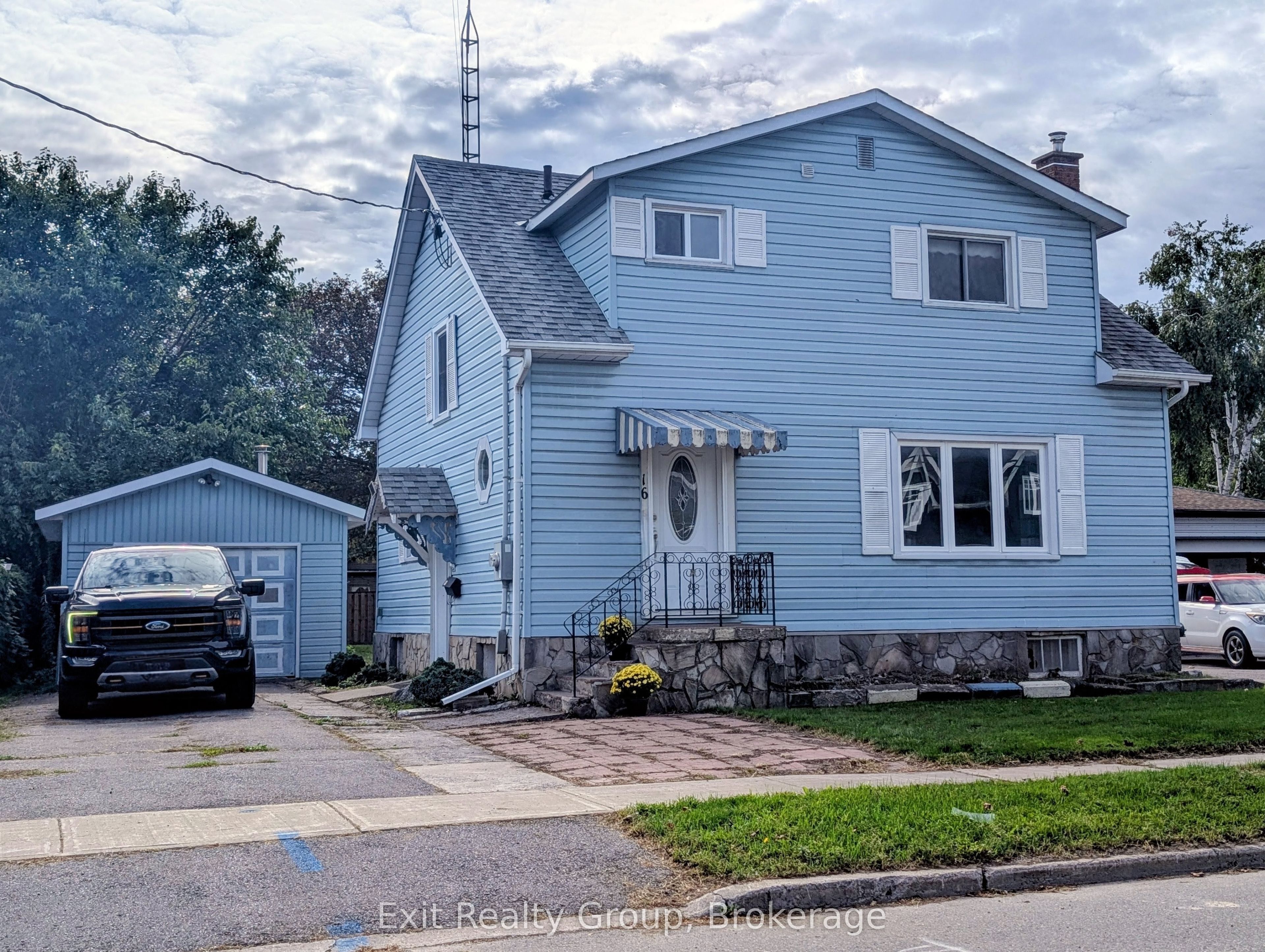 16 Mercia Street Property Photo 33