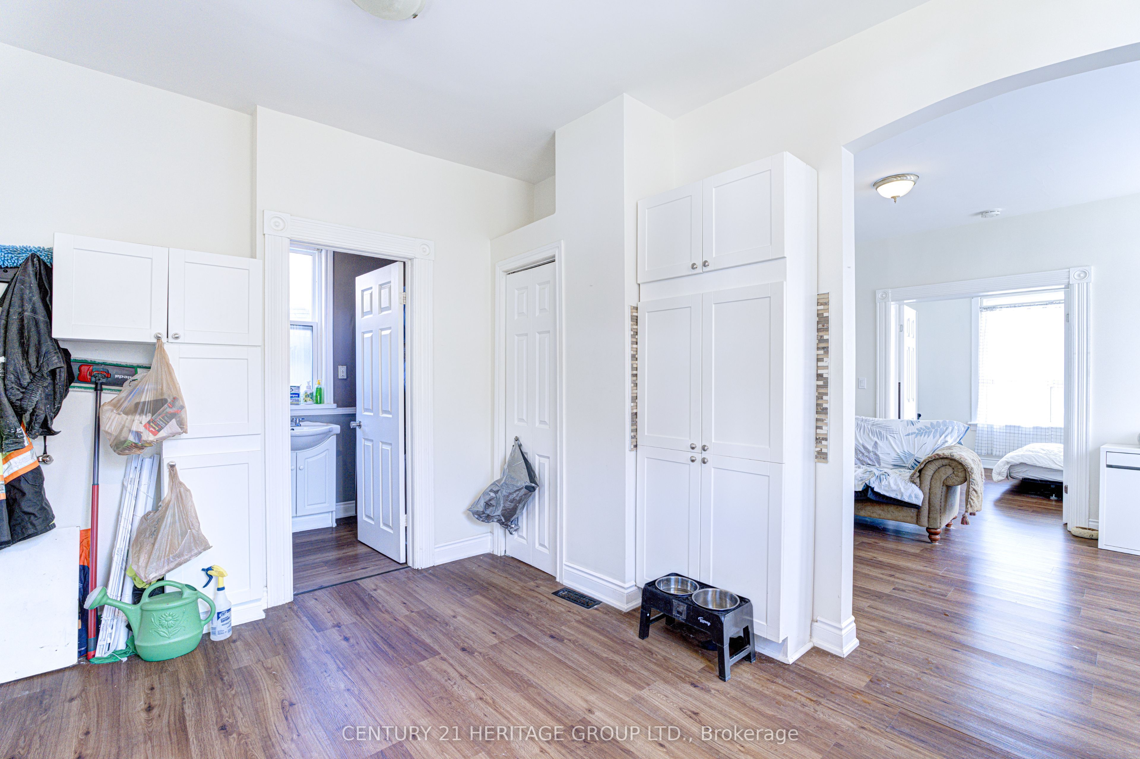 243 Gibson Avenue Property Photo 9