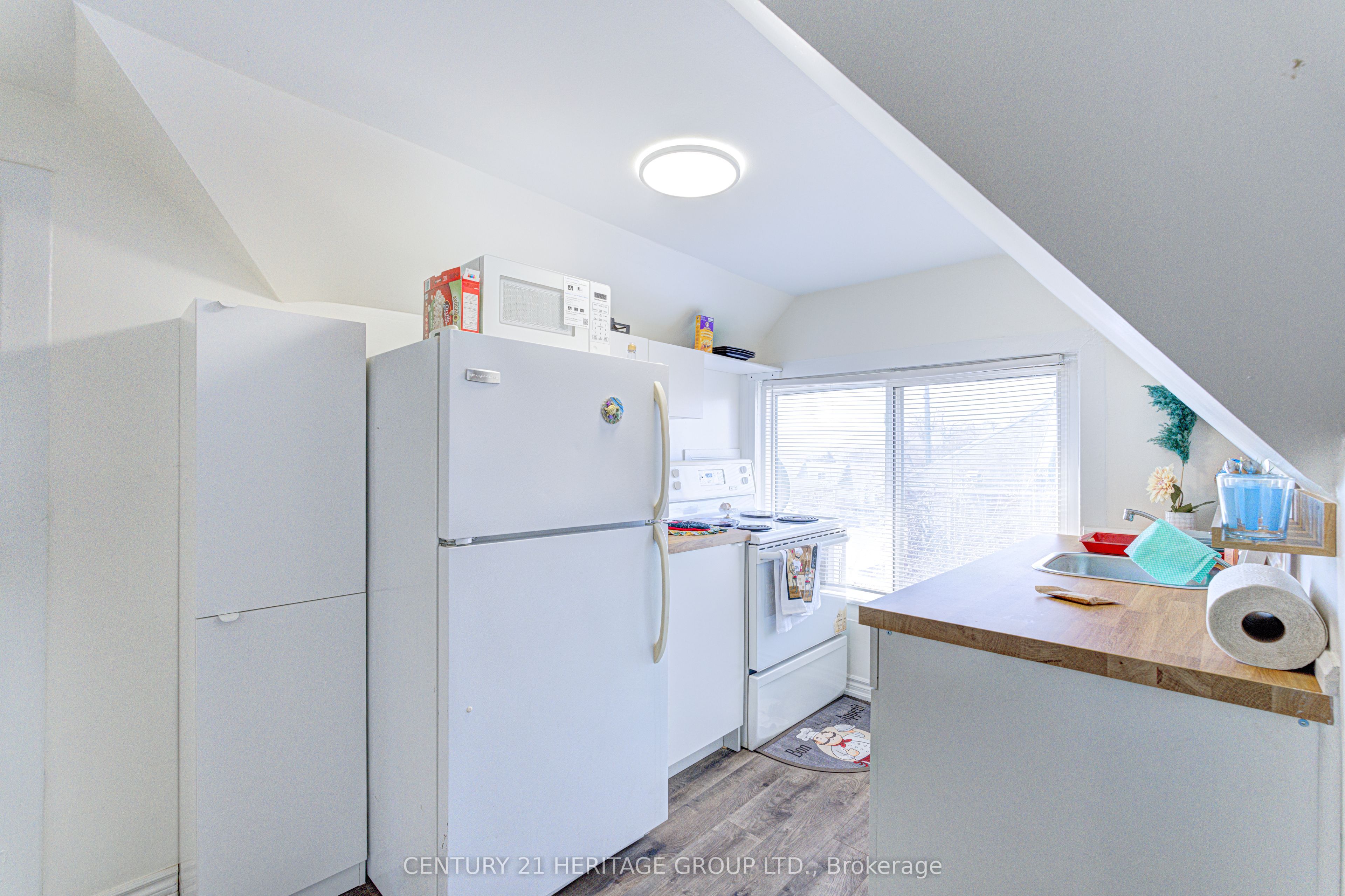 243 Gibson Avenue Property Photo 42