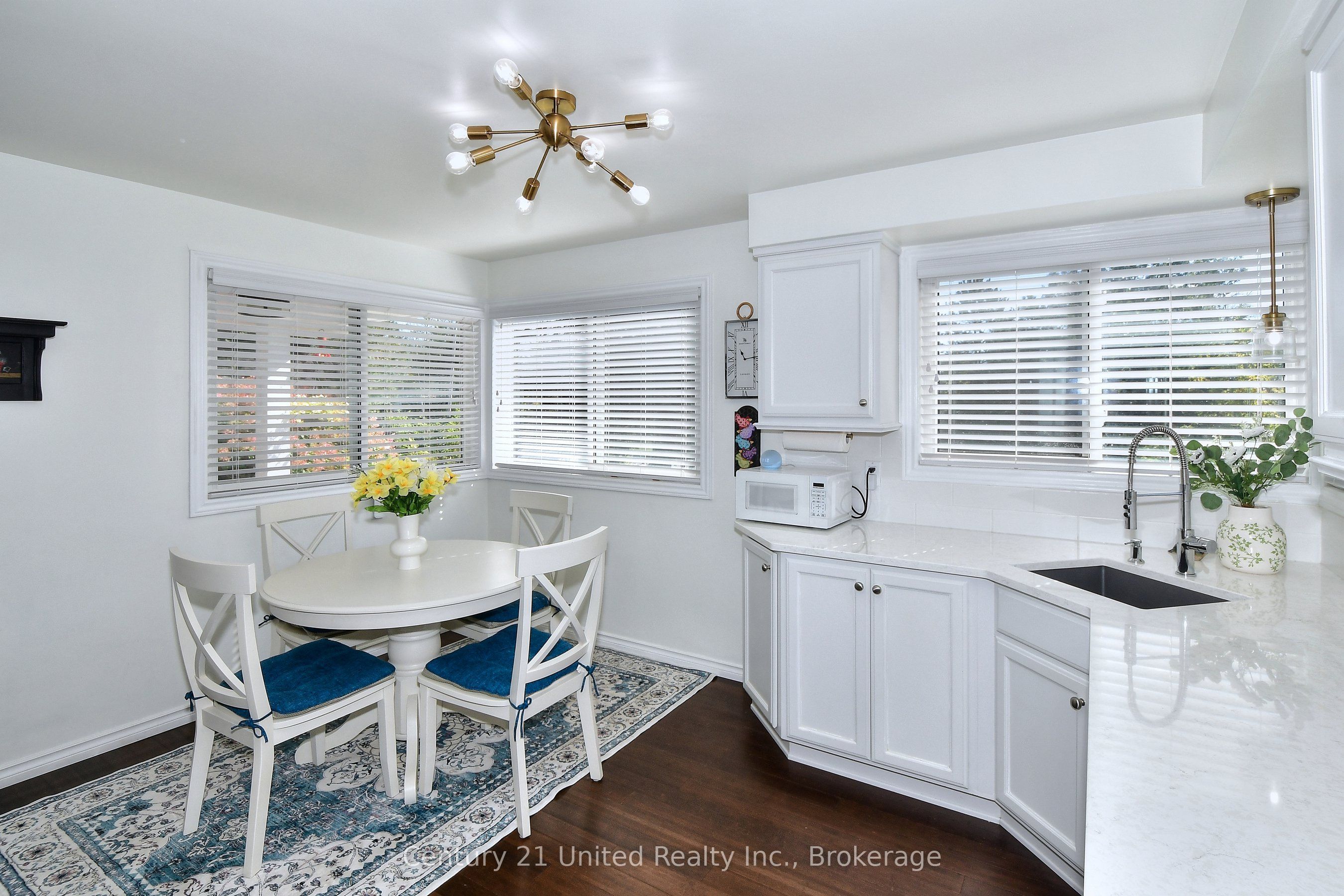 1812 Youngs Point Road Property Photo 13