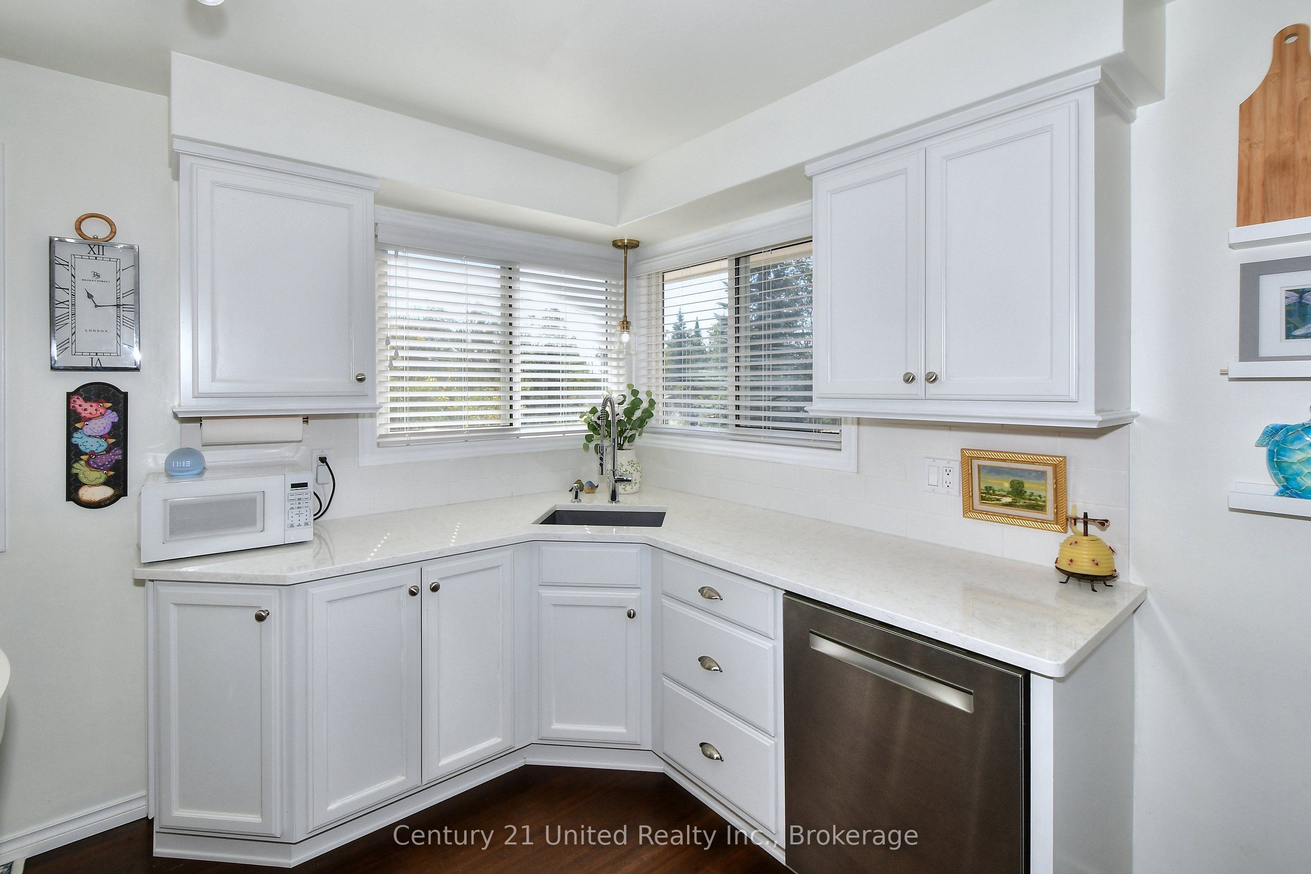 1812 Youngs Point Road Property Photo 15