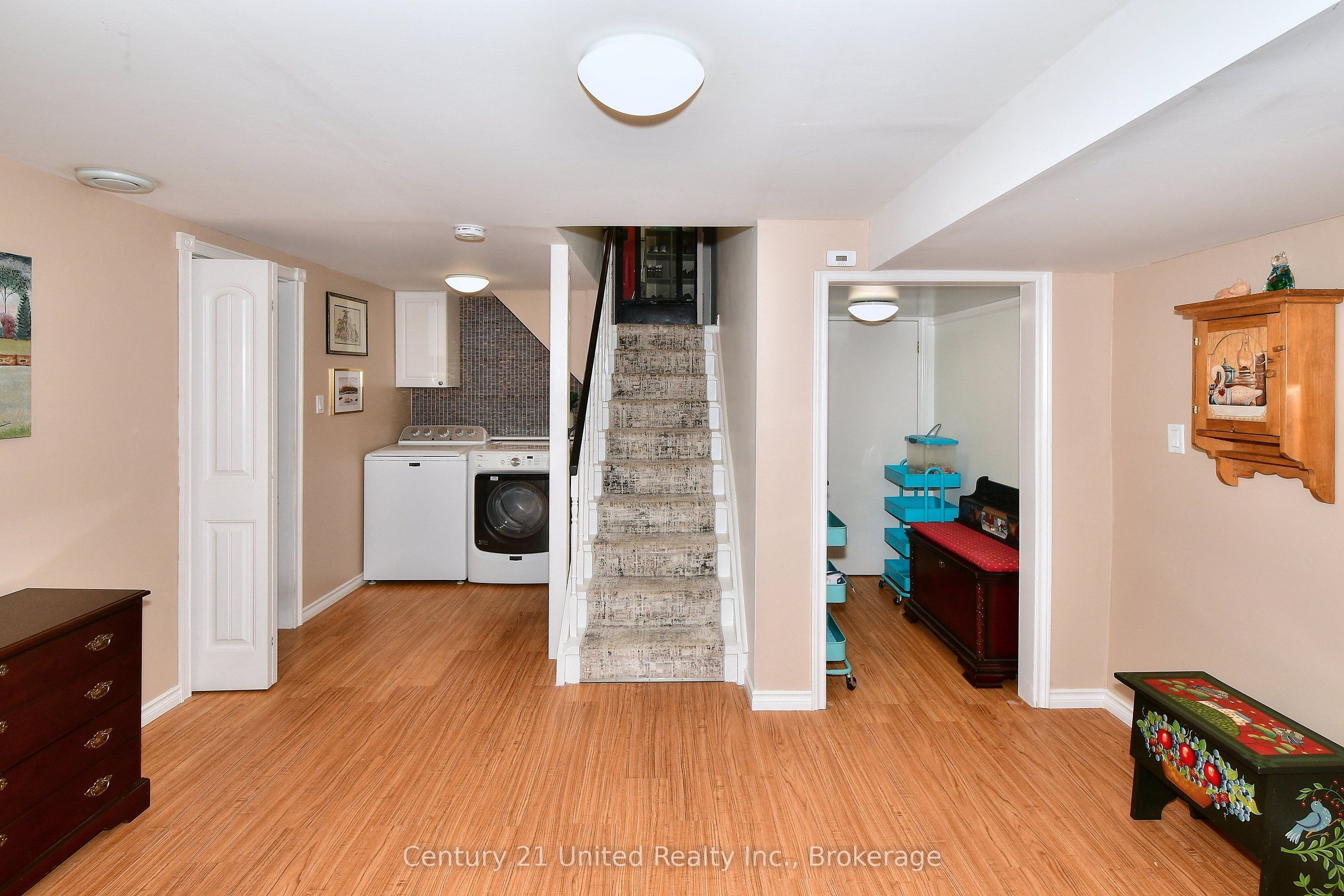 1812 Youngs Point Road Property Photo 29