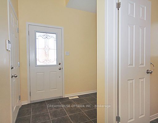 322 Statewood Drive Property Photo 2