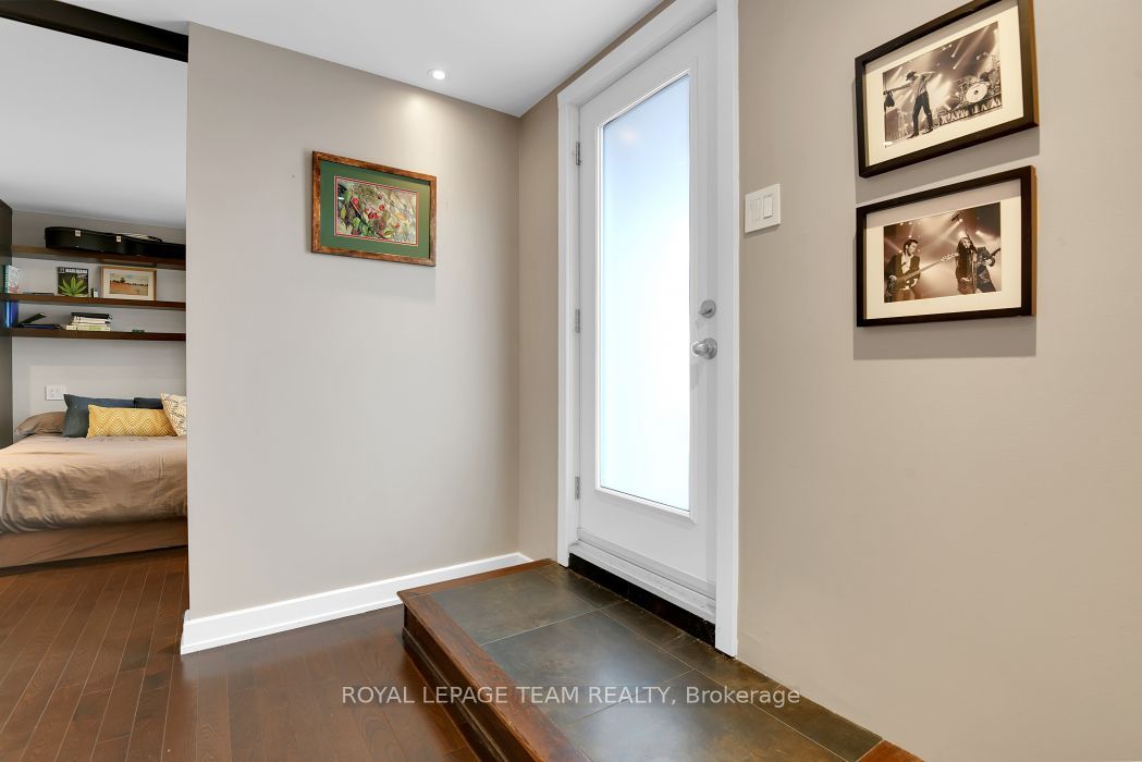 997 North River Road 101c Property Photo 4