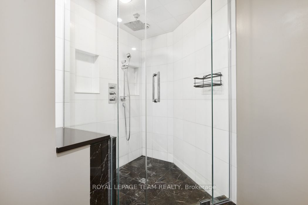 997 North River Road 101c Property Photo 22