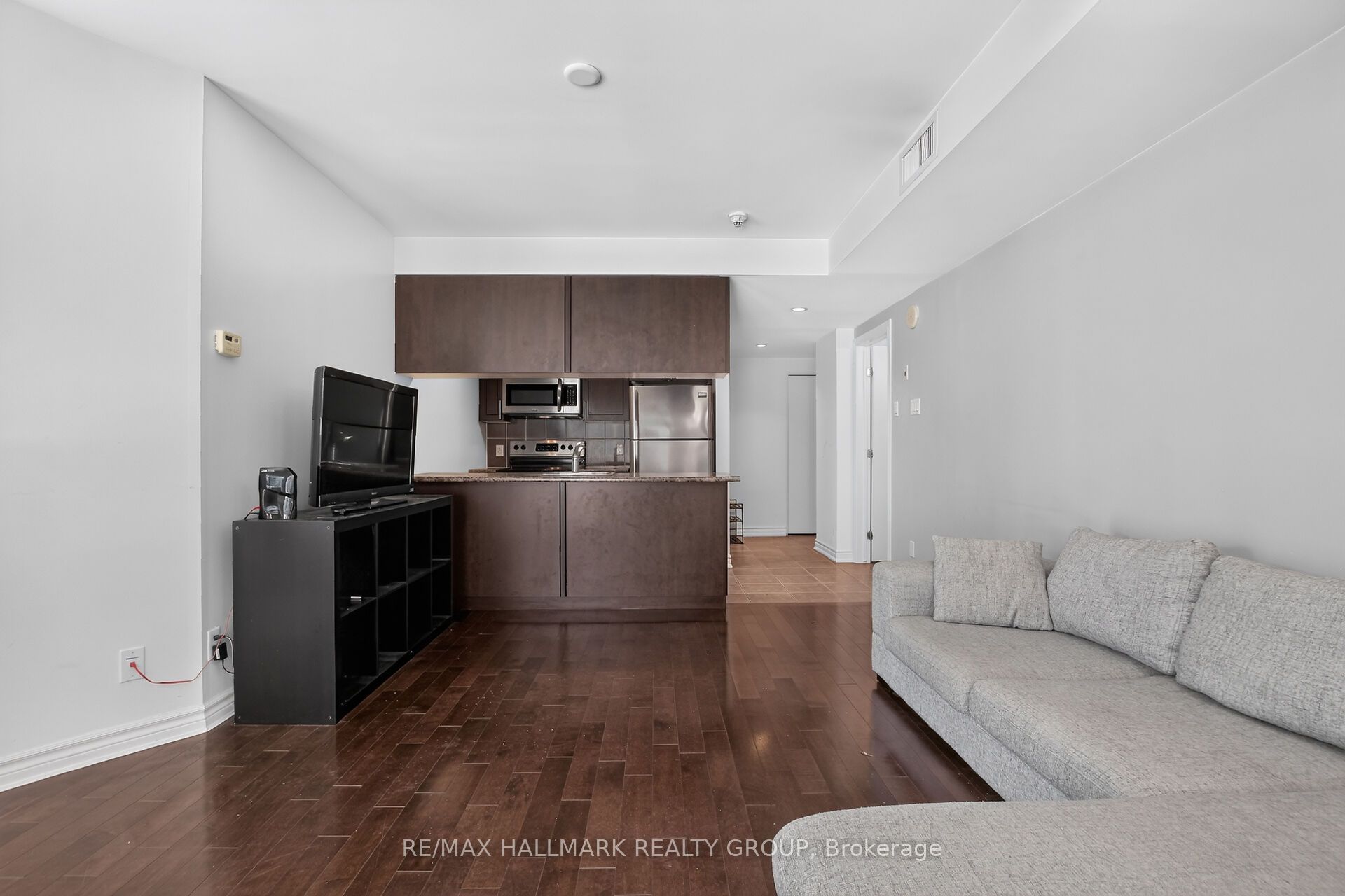 234 Rideau Street 203 Property Photo 16