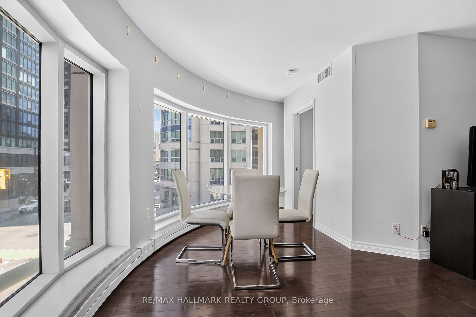 234 Rideau Street 203 Property Photo 19