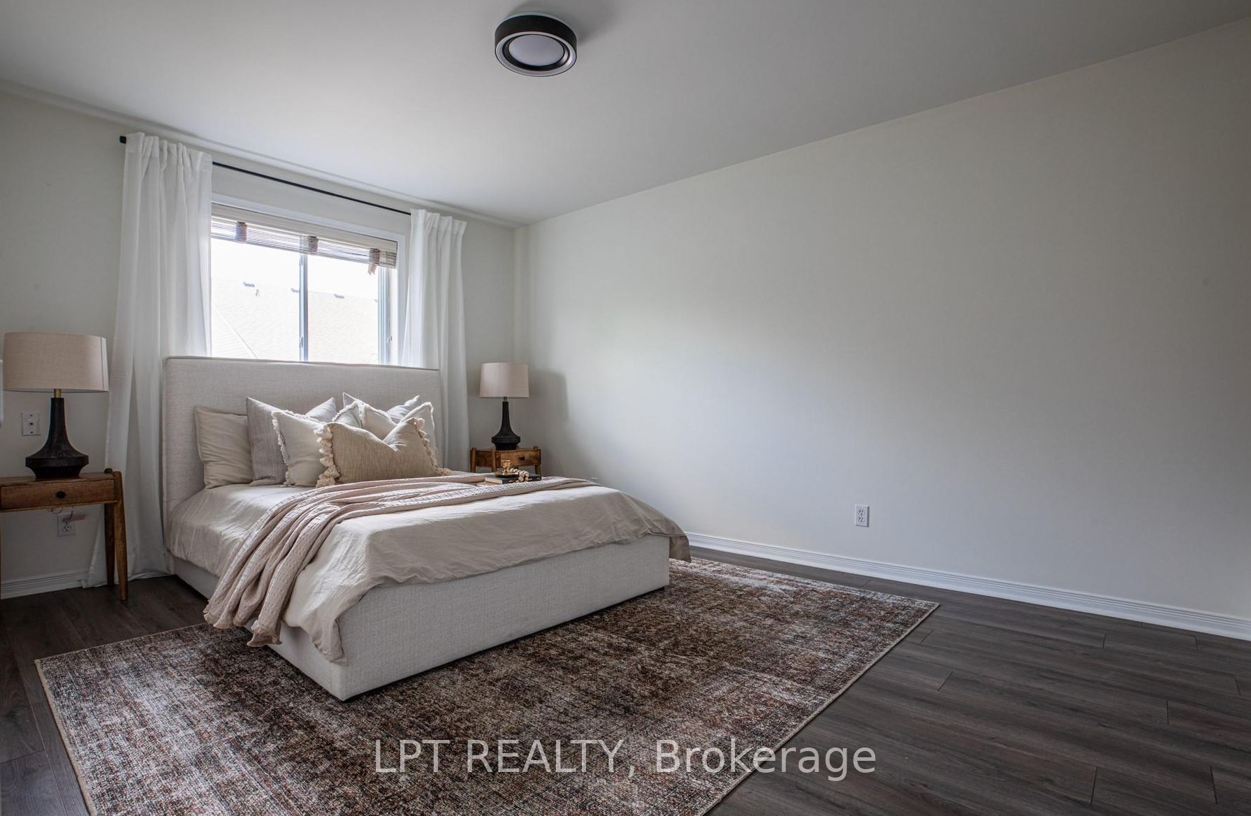 11866 Brouillette Court Property Photo 16