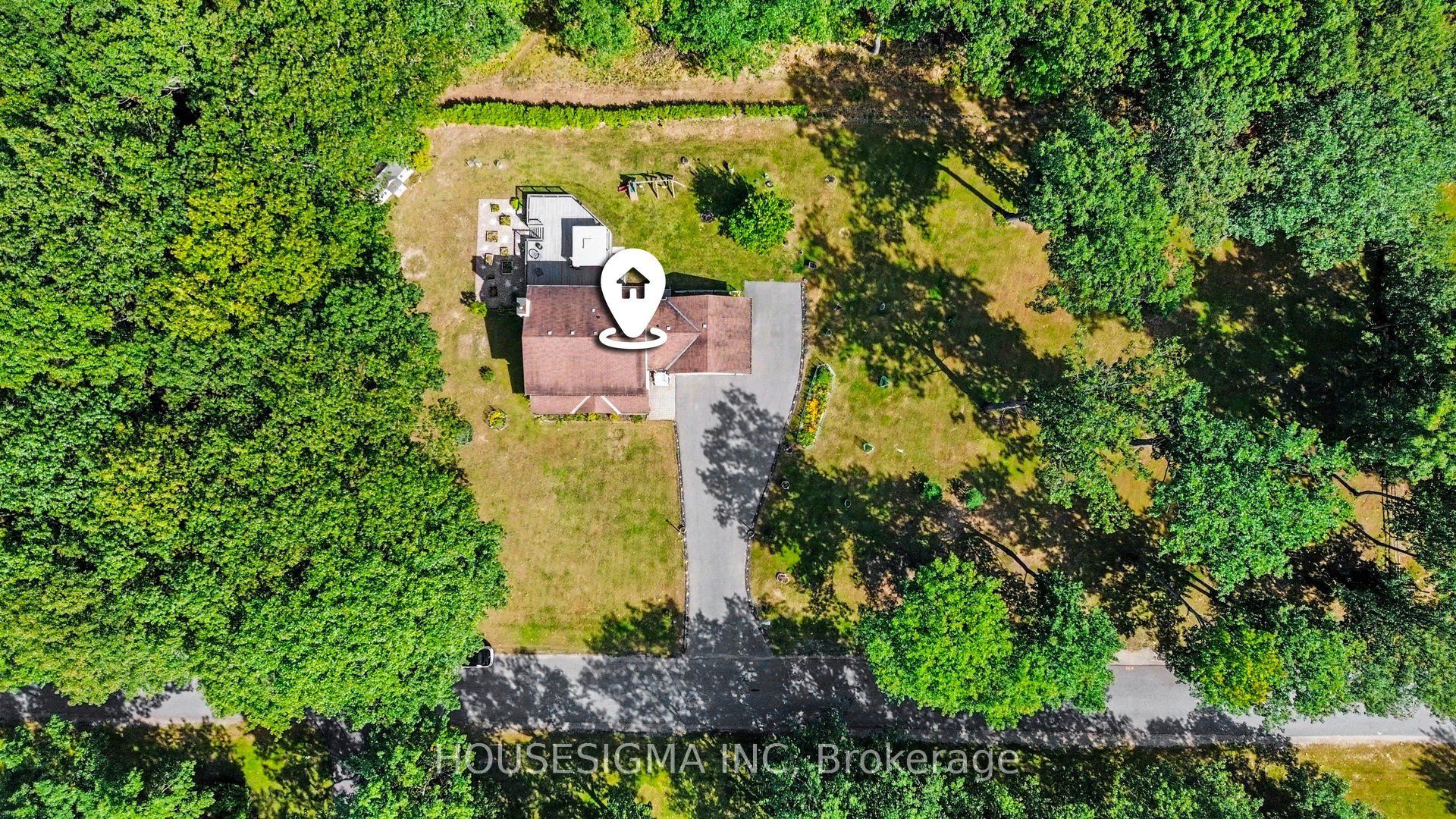 312 Fireside Drive Property Photo 4