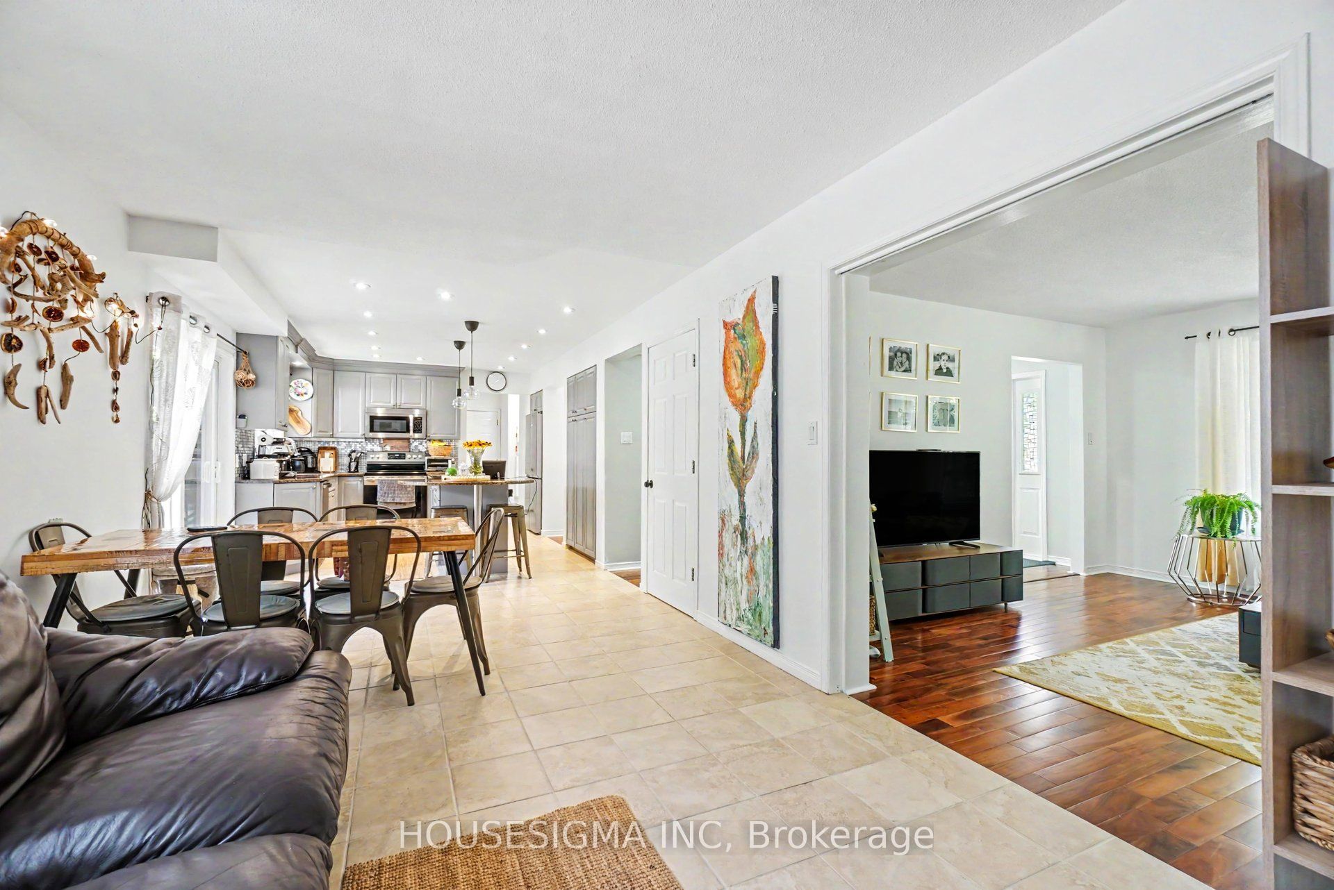 312 Fireside Drive Property Photo 8