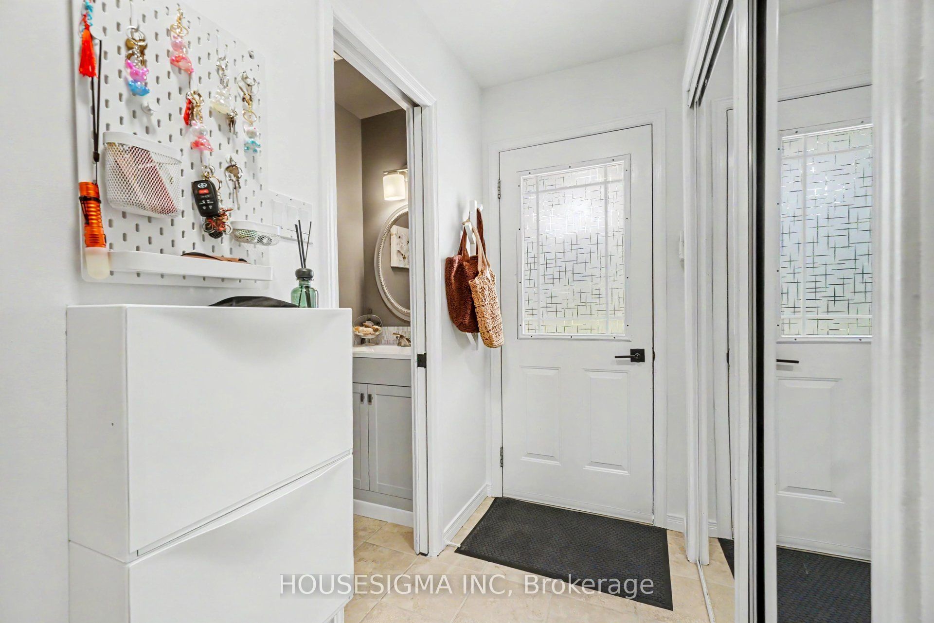 312 Fireside Drive Property Photo 16