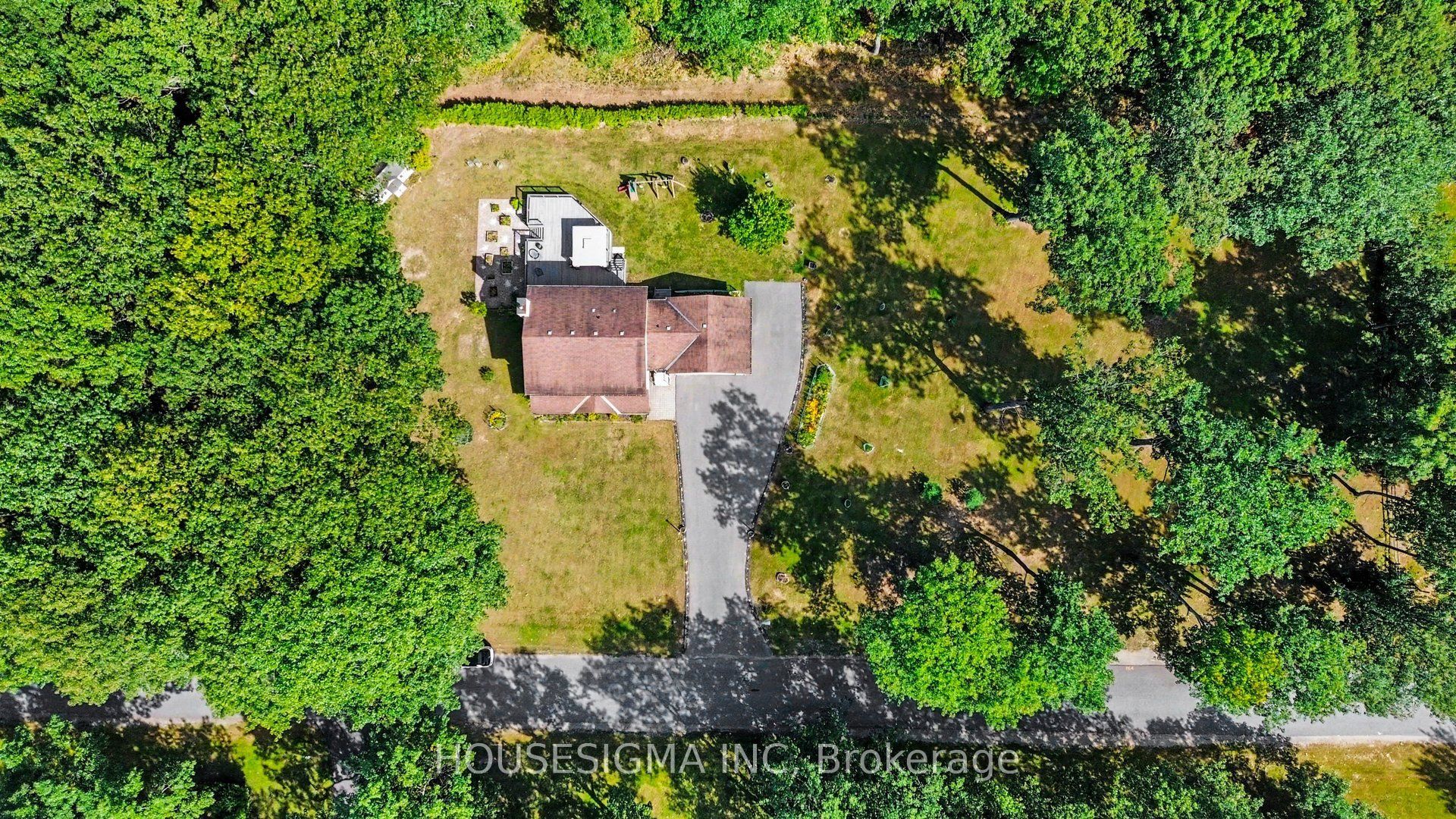 312 Fireside Drive Property Photo 35