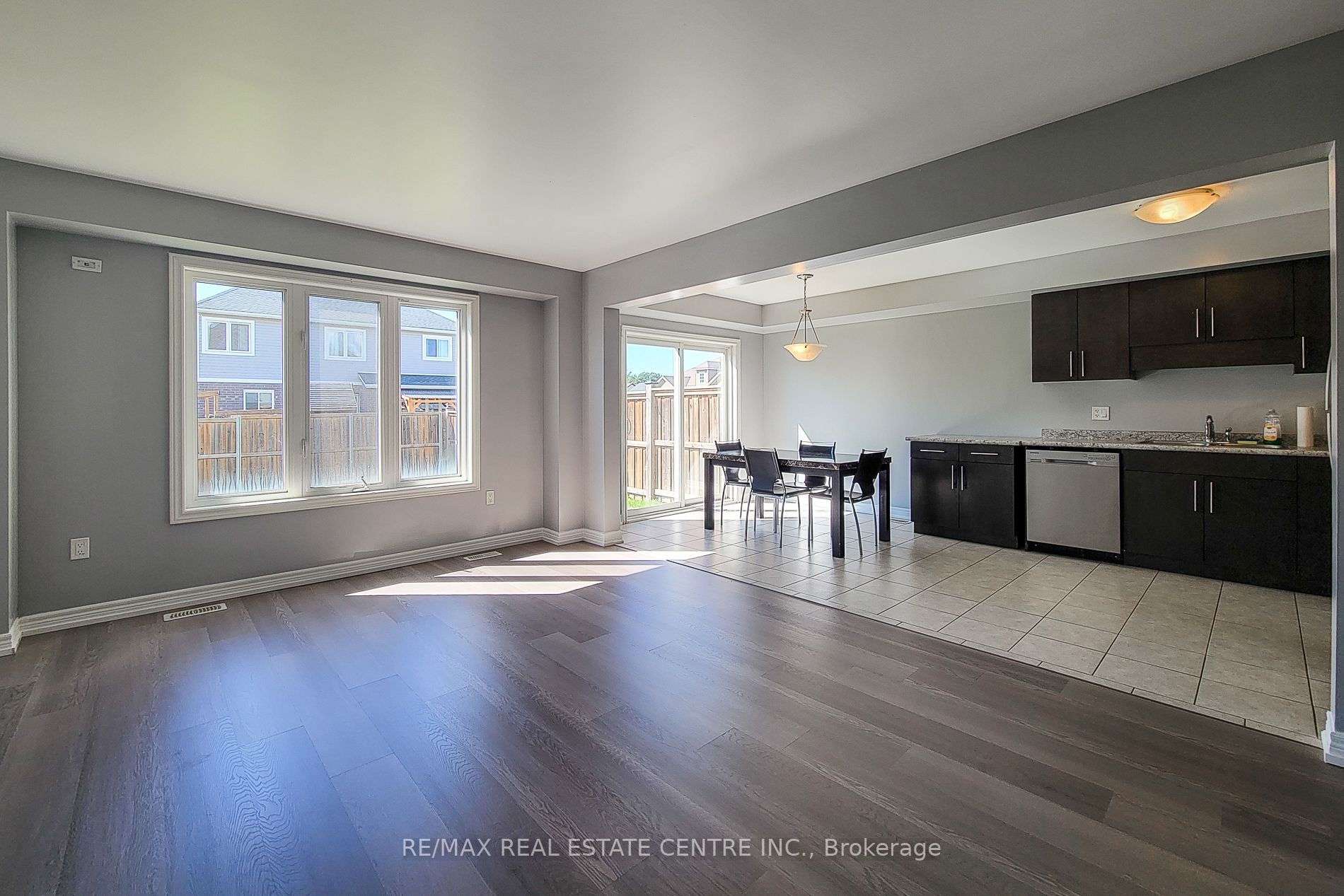 7733 Shaw Street Property Photo 11