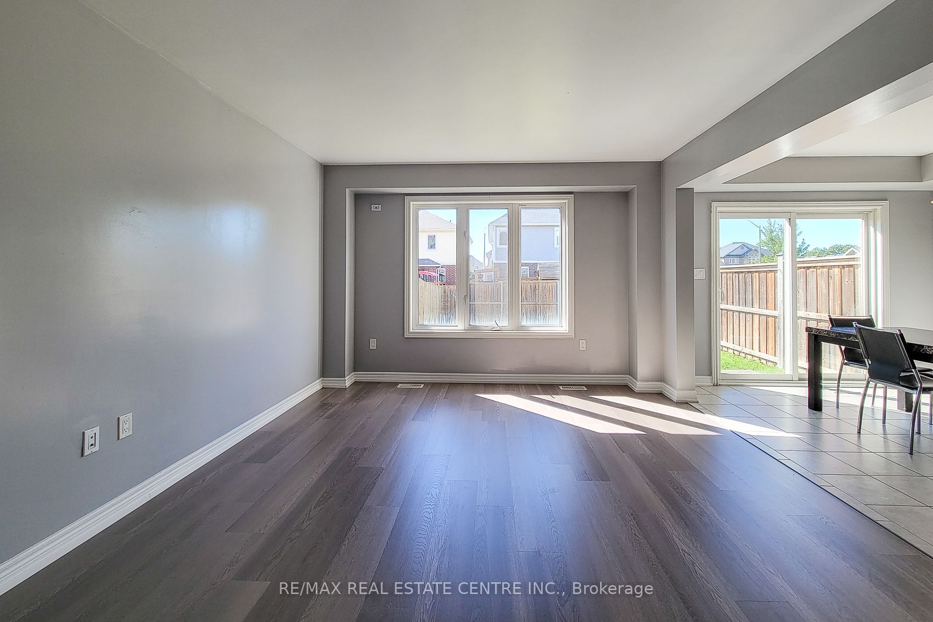 7733 Shaw Street Property Photo 14