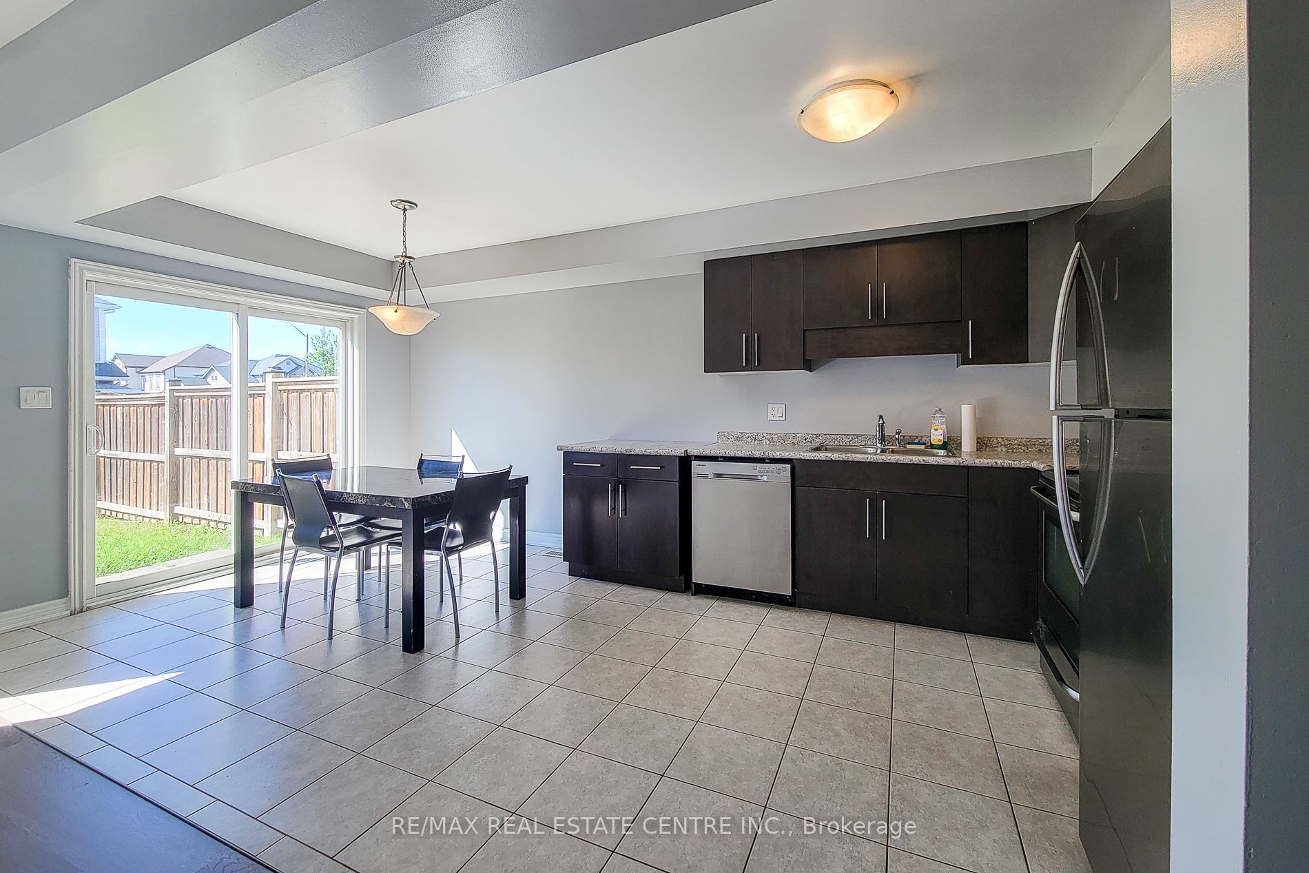 7733 Shaw Street Property Photo 16