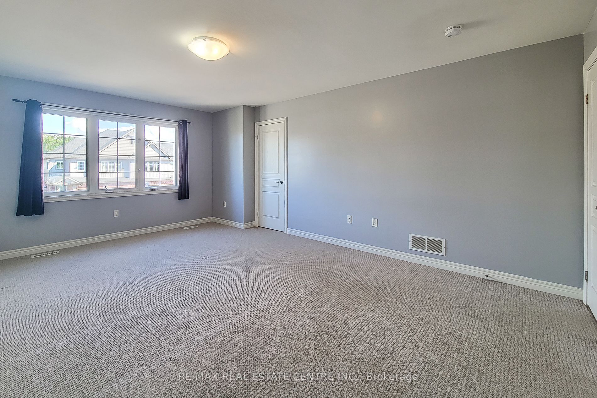 7733 Shaw Street Property Photo 30