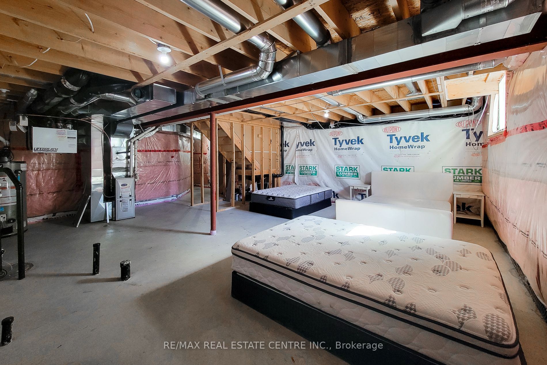 7733 Shaw Street Property Photo 48