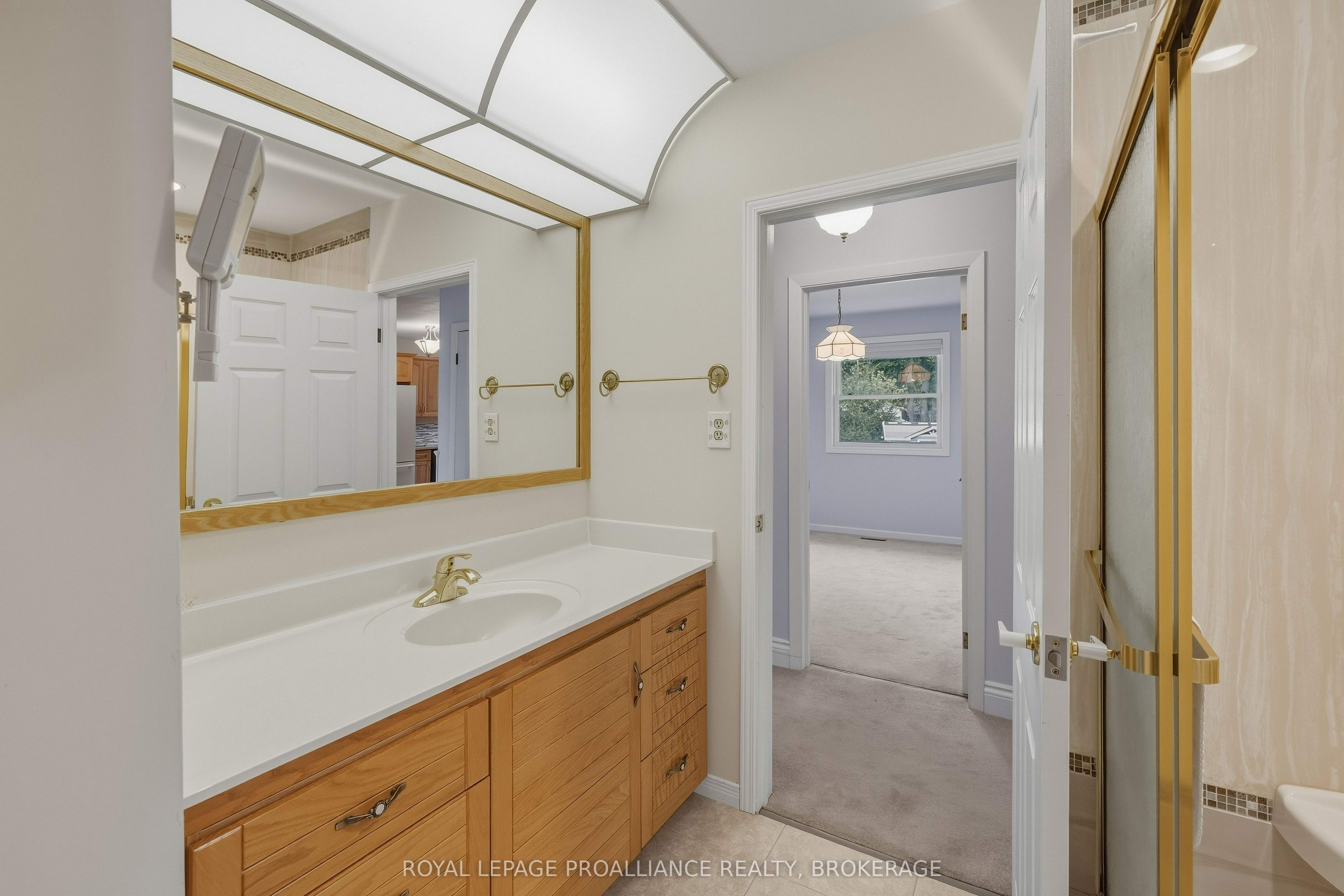 424 Maple Ridge Drive Property Photo 11