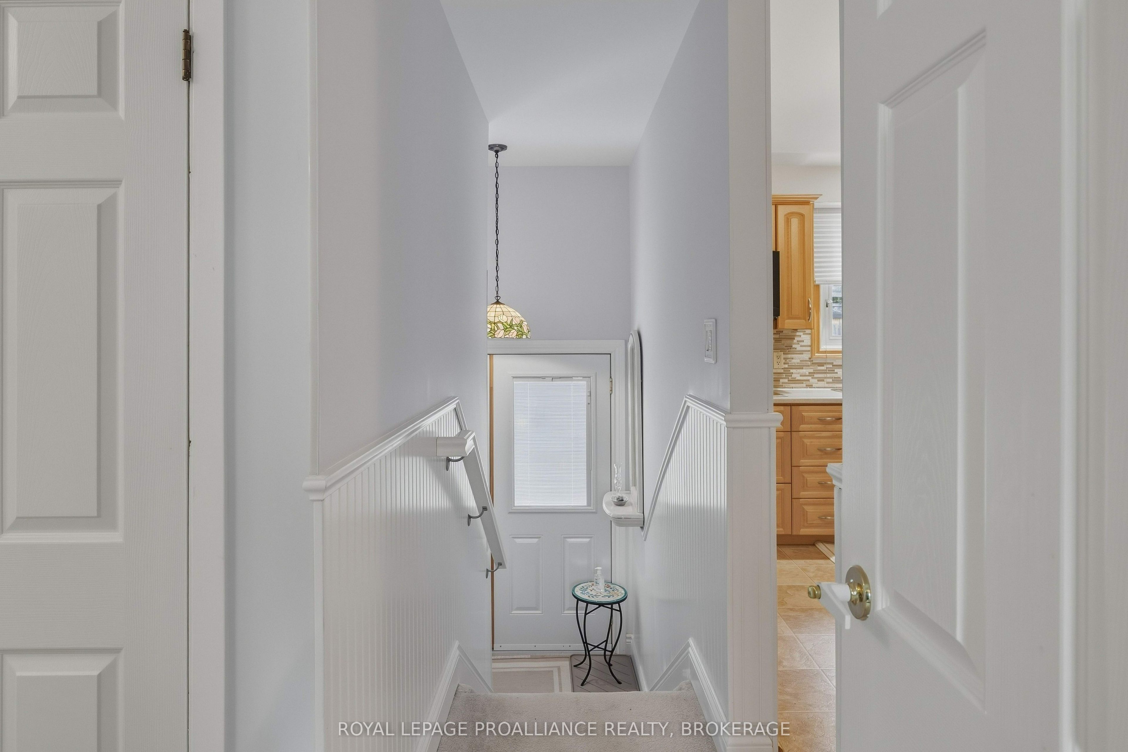 424 Maple Ridge Drive Property Photo 16