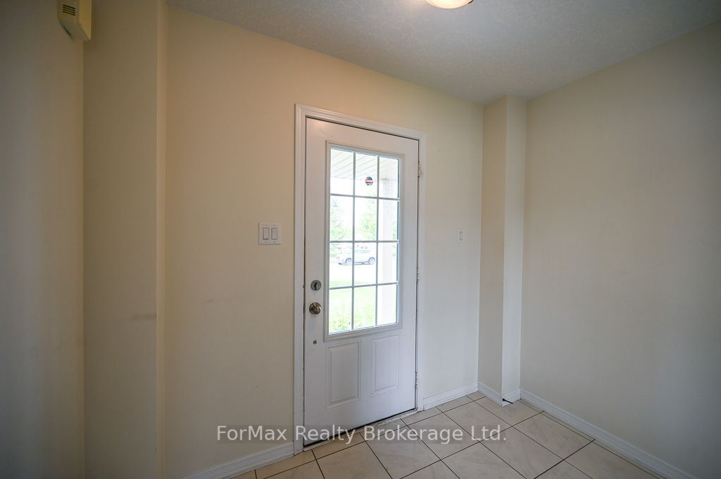 113 English Lane Property Photo 7