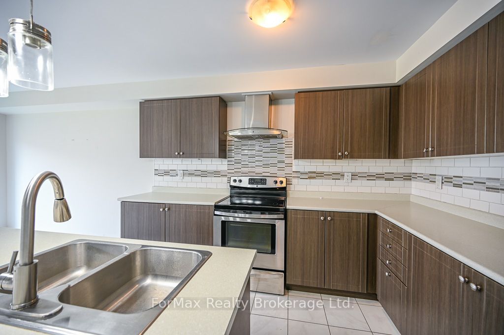 113 English Lane Property Photo 16