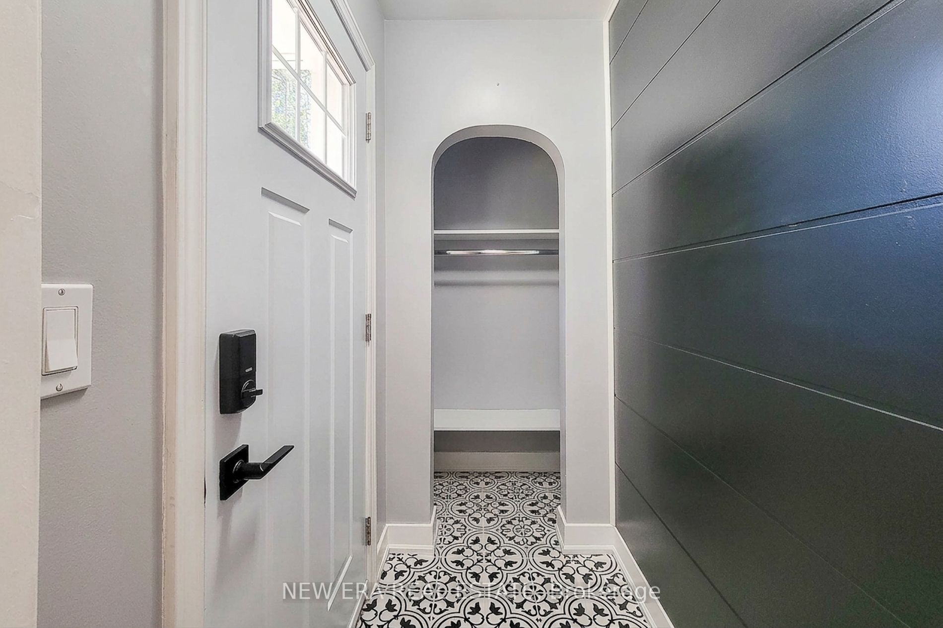 19 Thorndale Avenue Property Photo 15