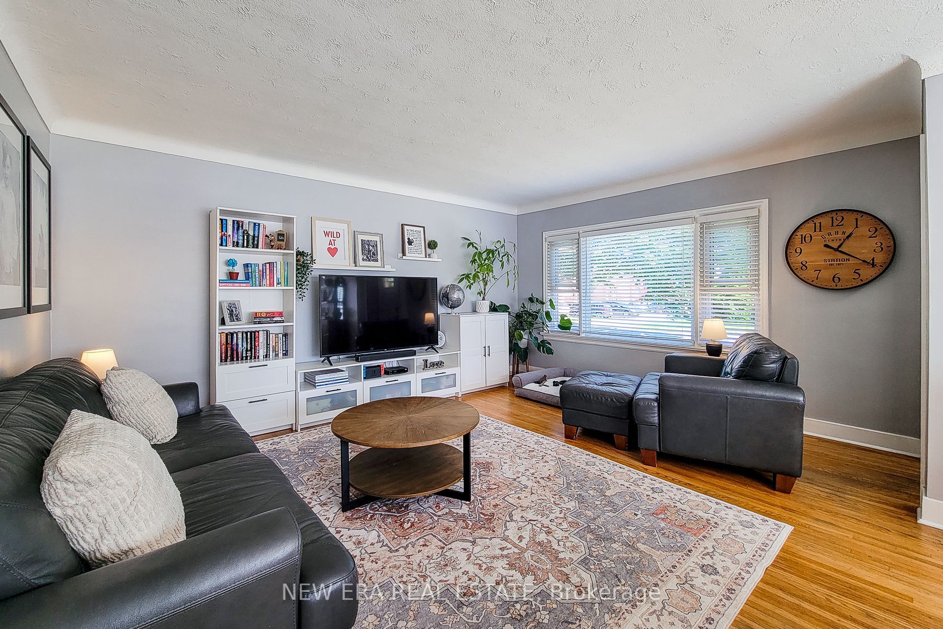 19 Thorndale Avenue Property Photo 18