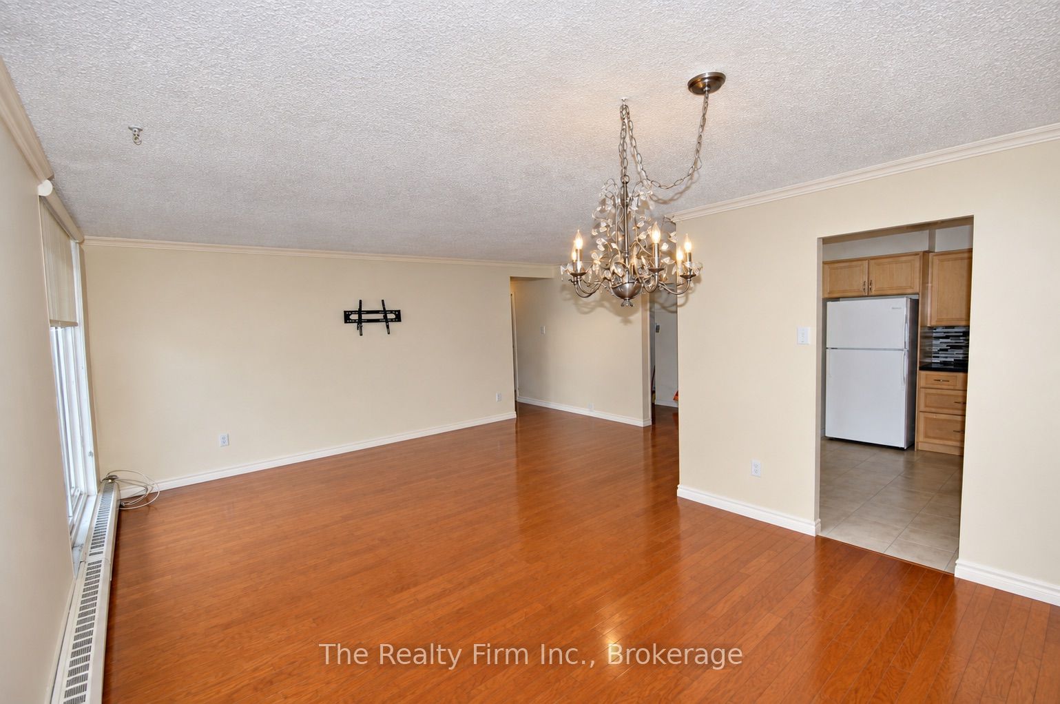640 West Street N 805 Property Photo 6