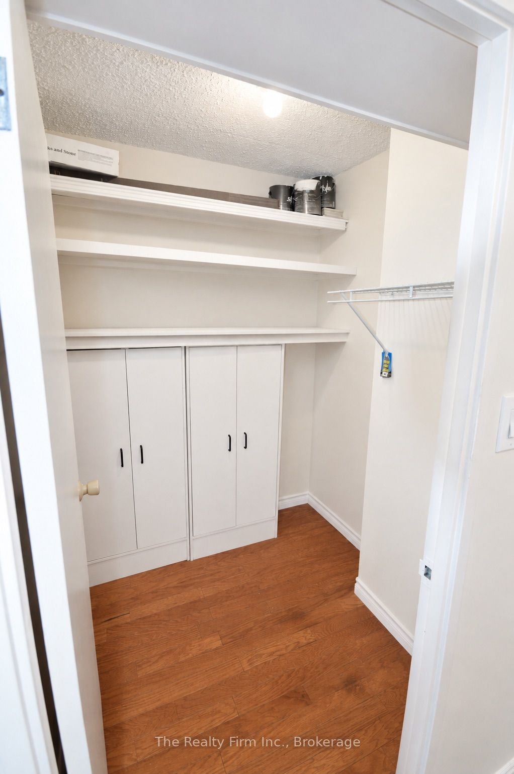640 West Street N 805 Property Photo 12