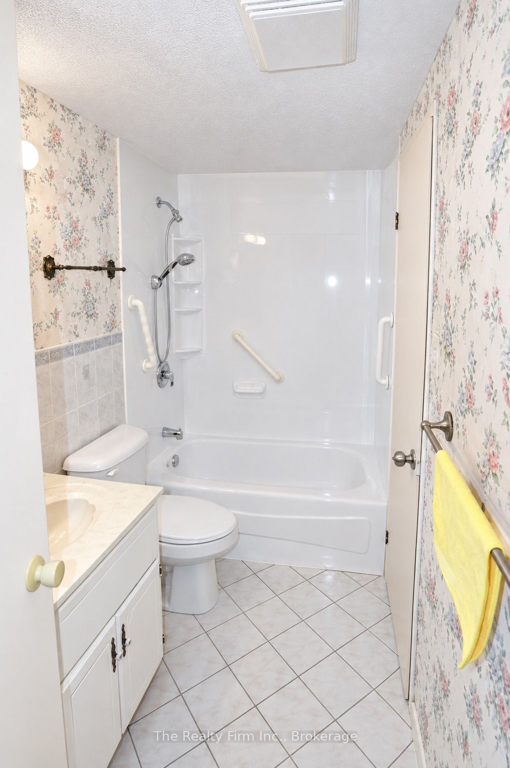 640 West Street N 805 Property Photo 17
