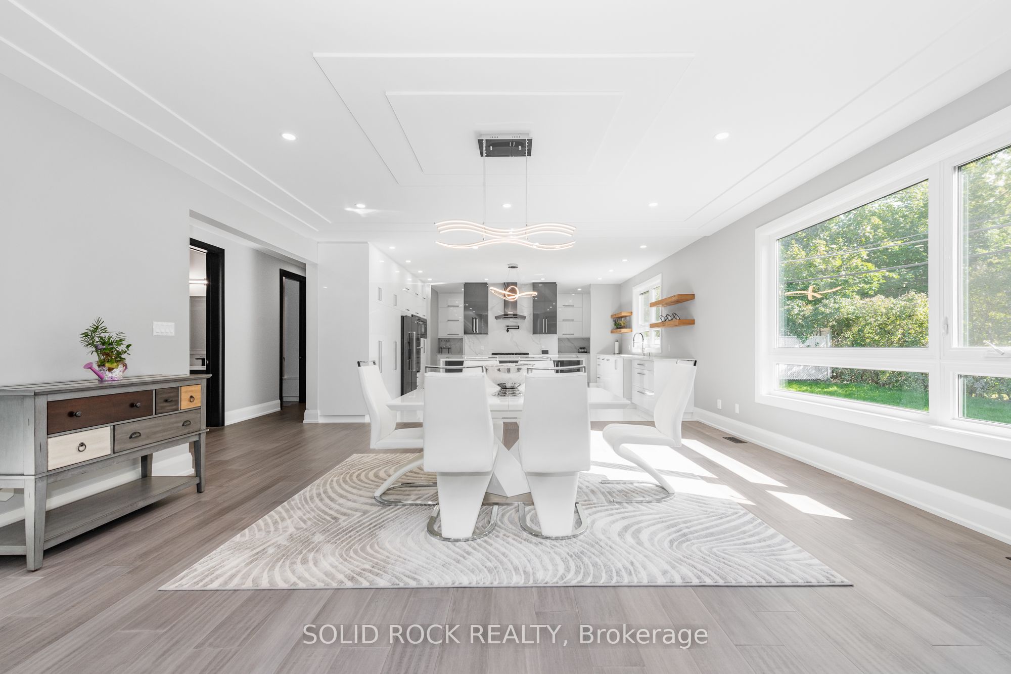 224 Roger Road Property Photo 4