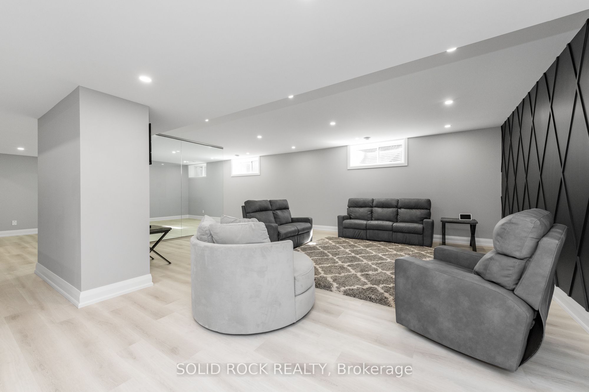 224 Roger Road Property Photo 25